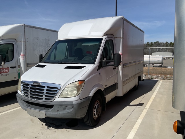 2009 Freightliner Sprinter 3500 4x2 Cargo Van (Inoperable) 2009 Freightliner Sprinter 3500 4x2 Cargo Van (Inoperable)