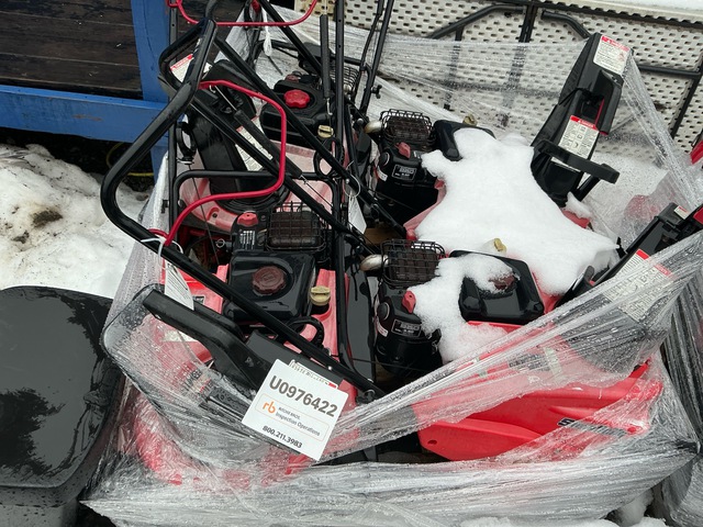 Quantity of (5) Simplicity Pallet of 4 Paddle Blowers 1 ft 6 in Snow Blower