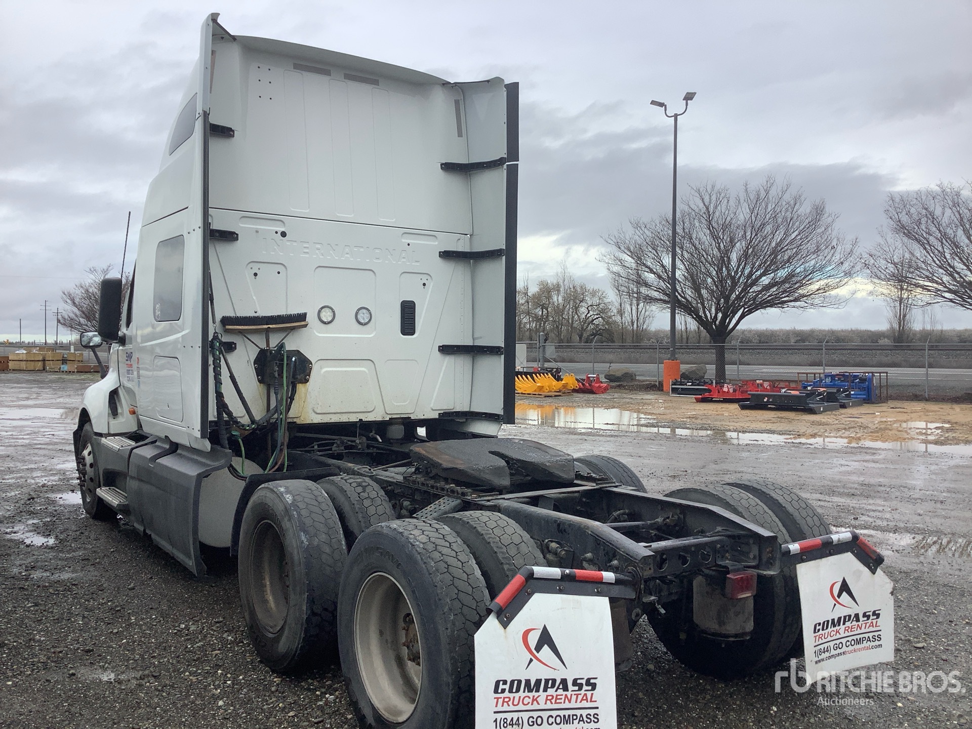 General Appearance with Picture, Left Rear Corner