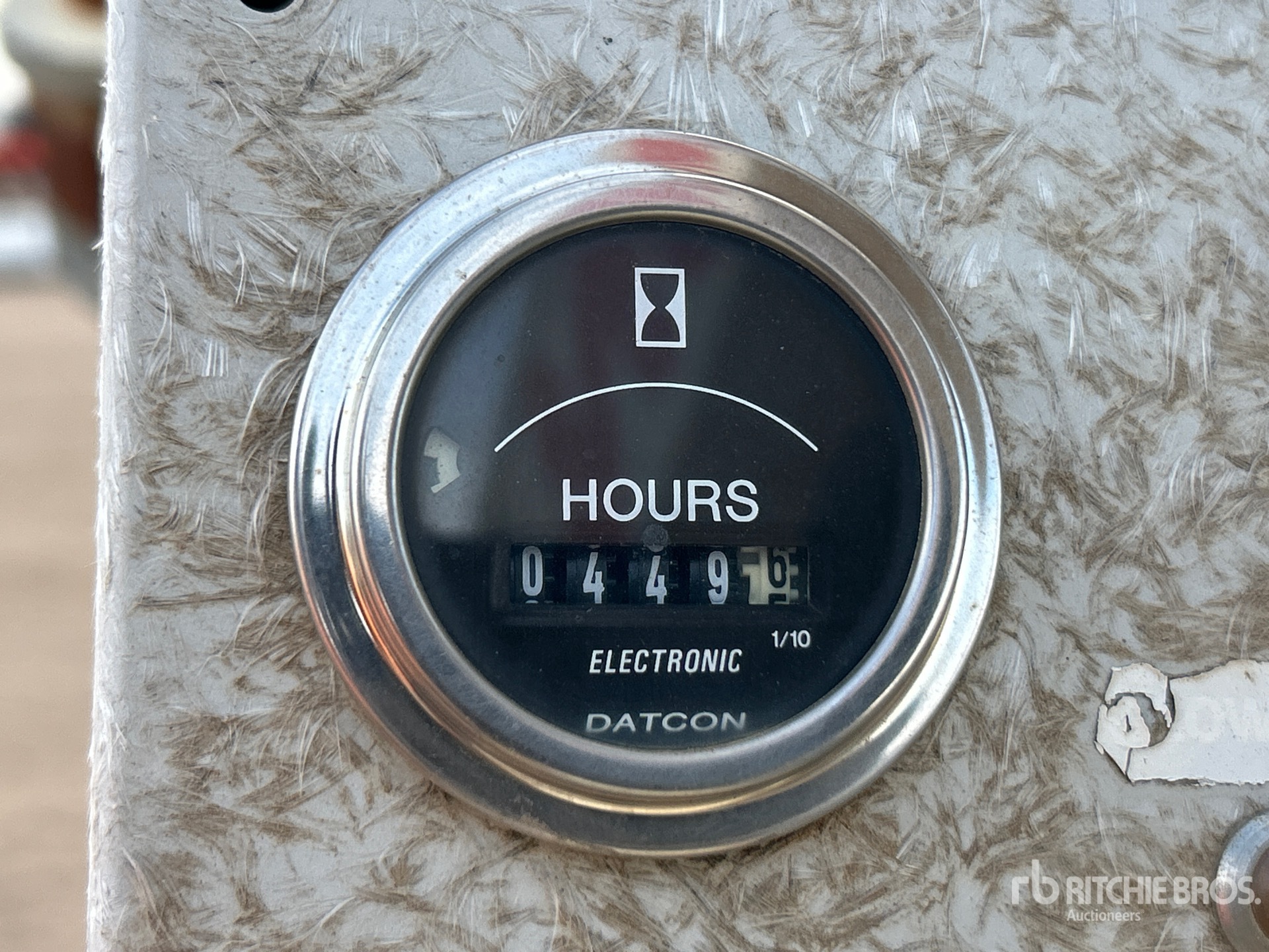 General Appearance with Hour Meter / Odometer