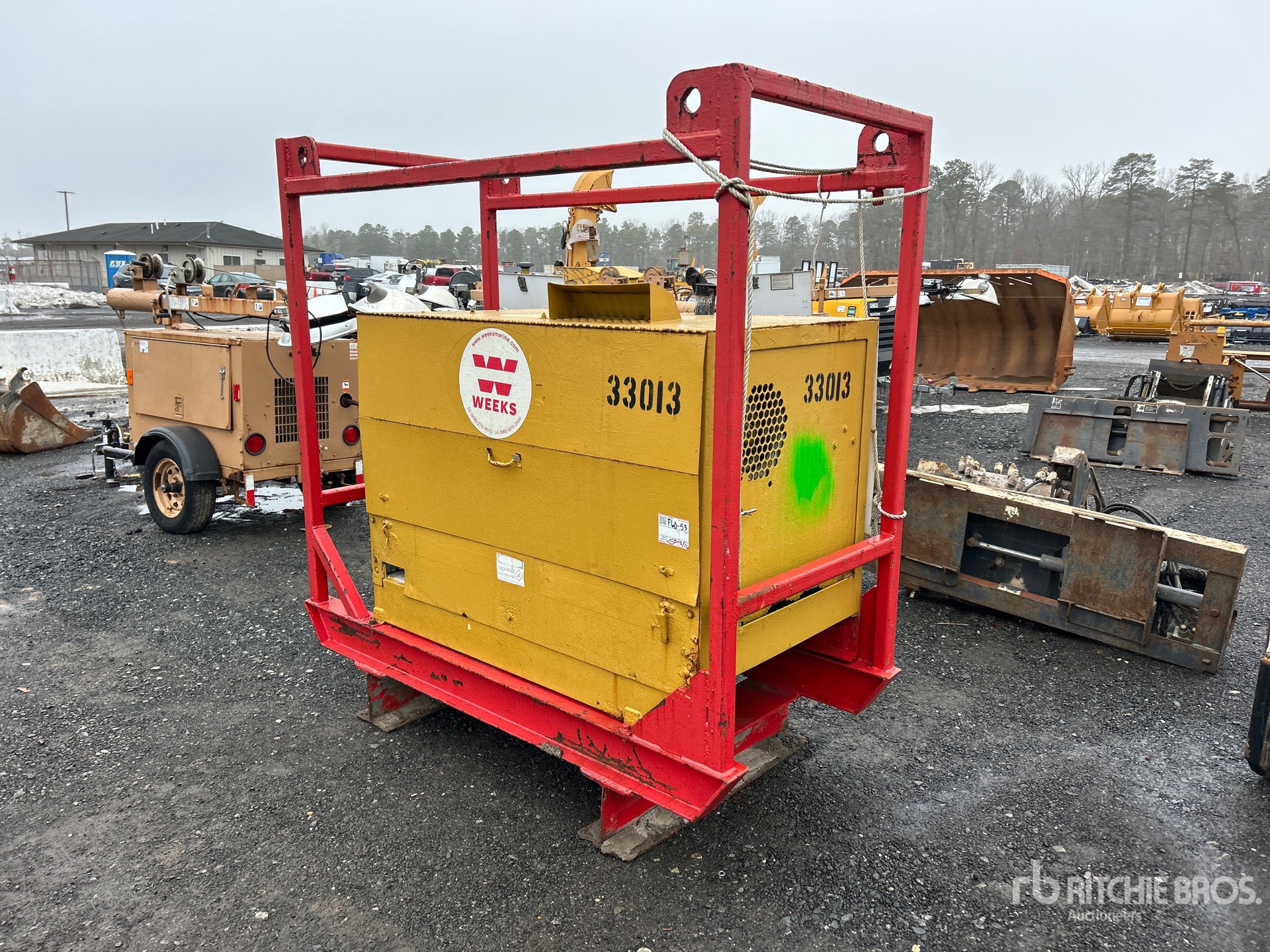 General Appearance with Picture, Left Front Corner