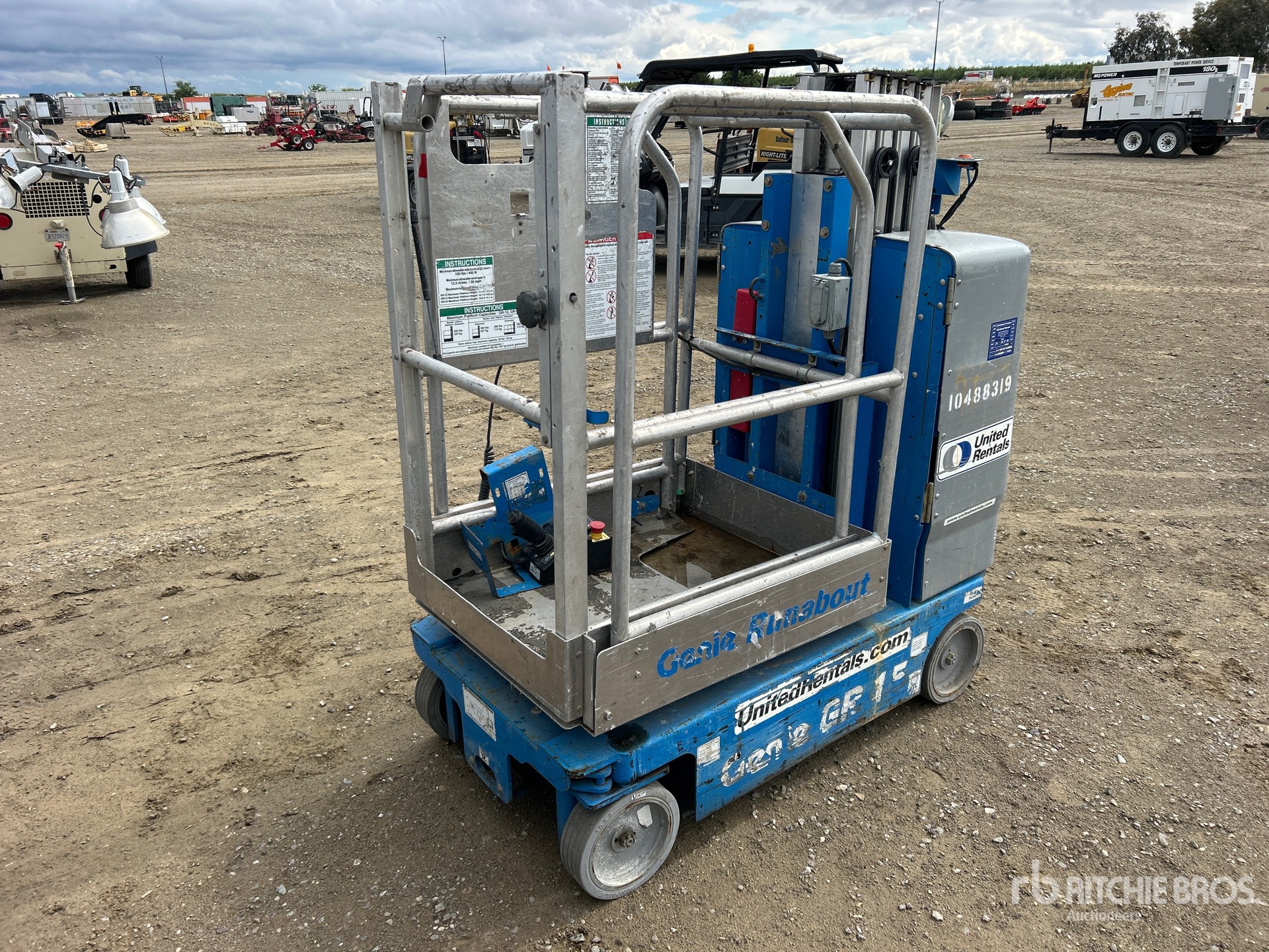 General Appearance with Image, coin avant gauche