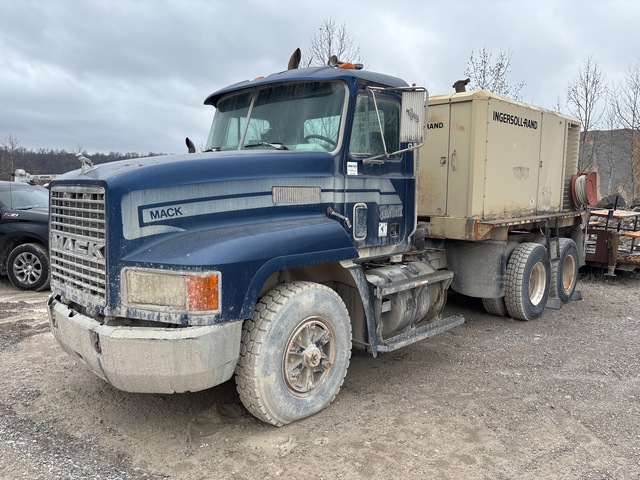 1994 Mack CH613 6x4 Air Compressor Truck (Inoperable)