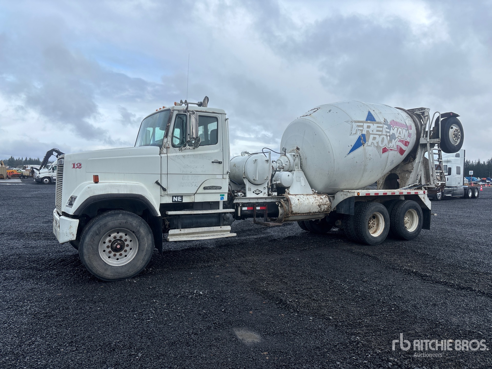 General Appearance with Featured Photo