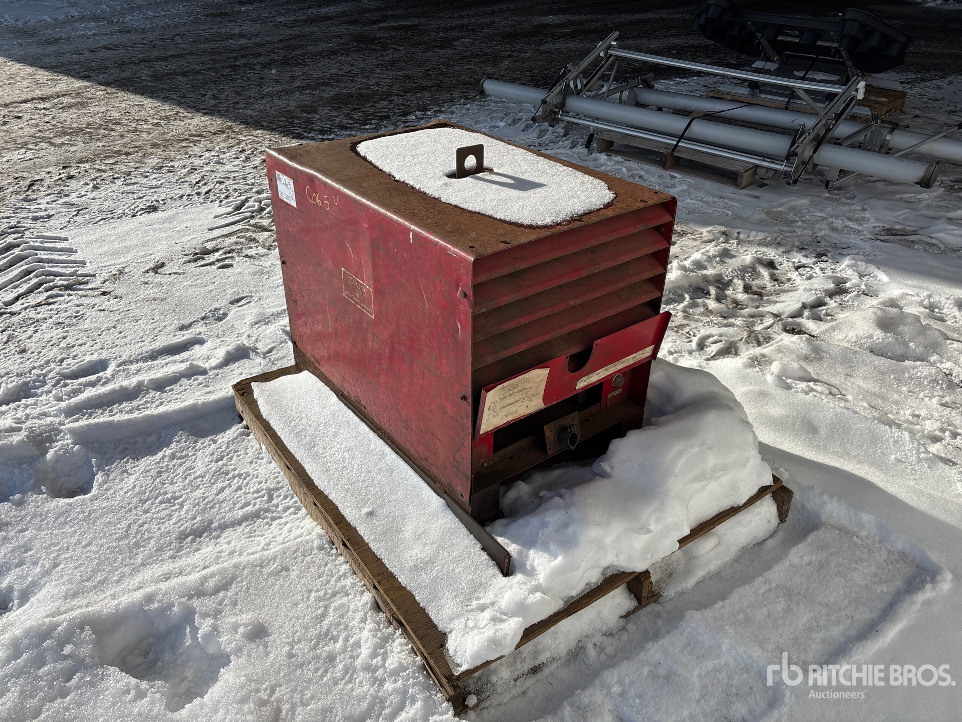 General Appearance with Picture, Left Rear Corner