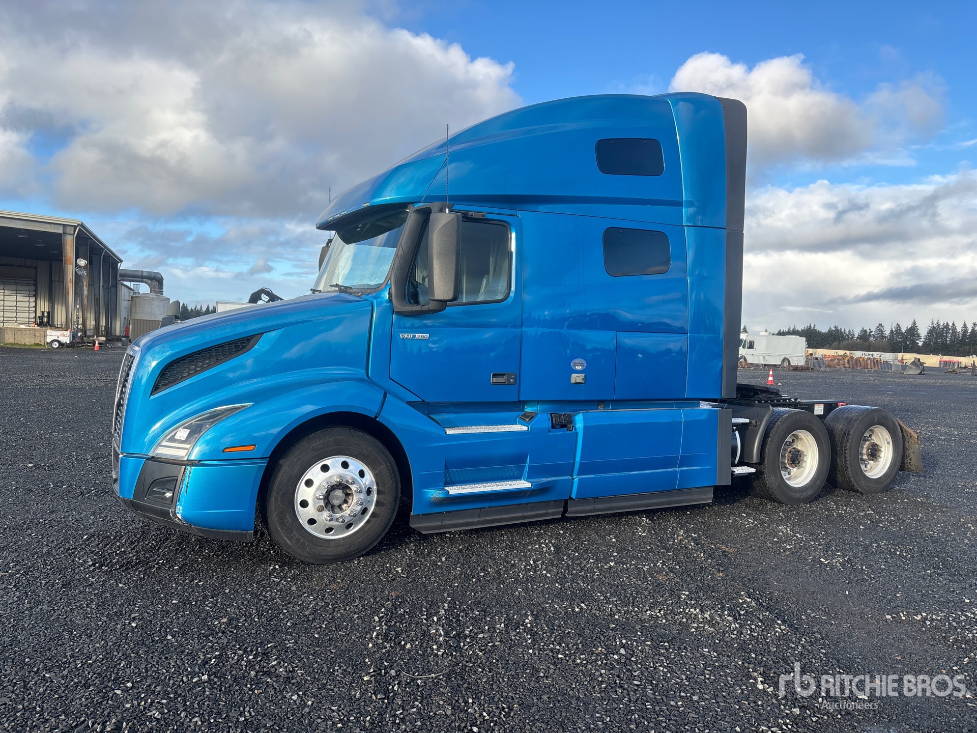 General Appearance with Featured Photo