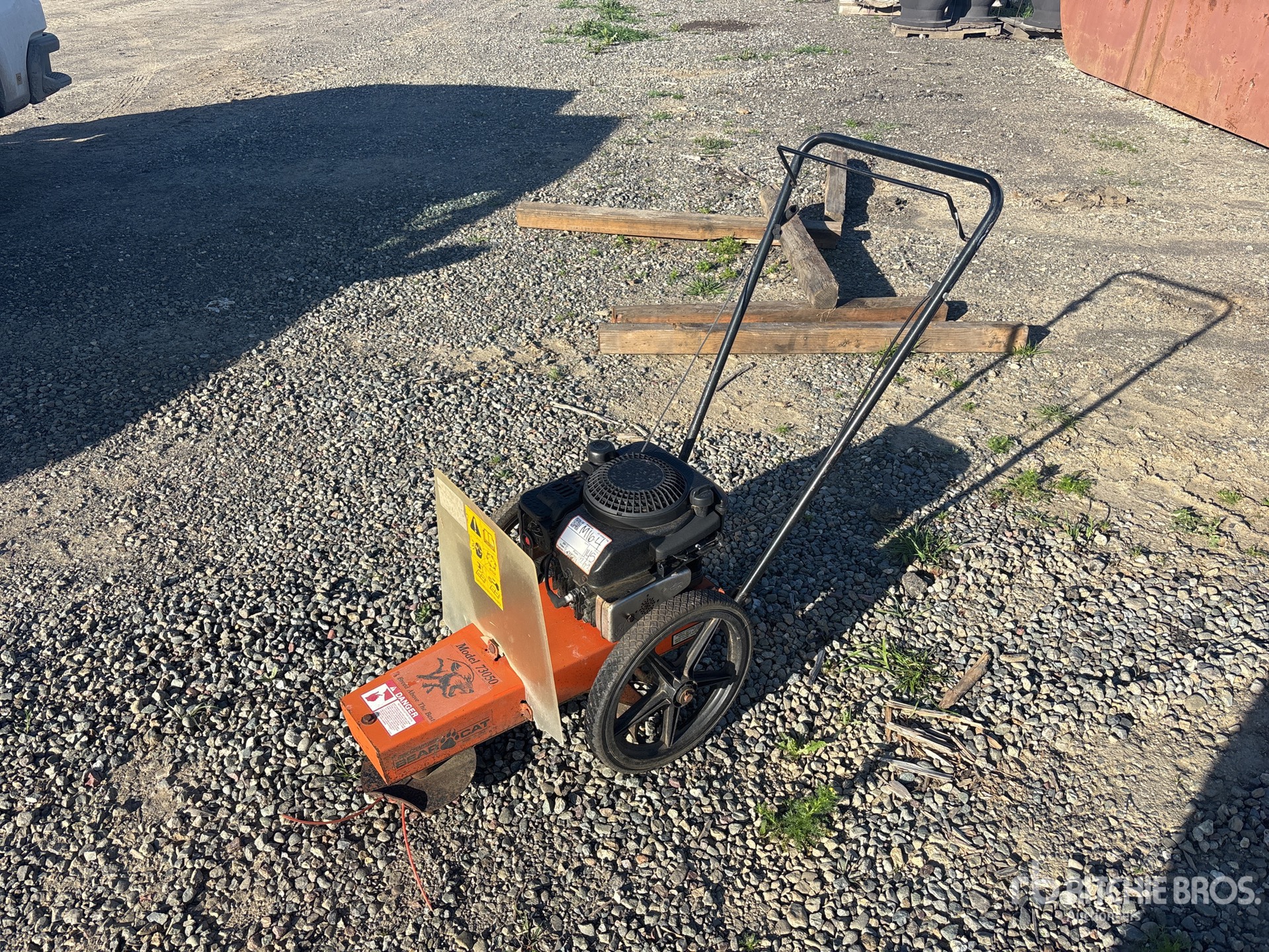 General Appearance with Featured Photo