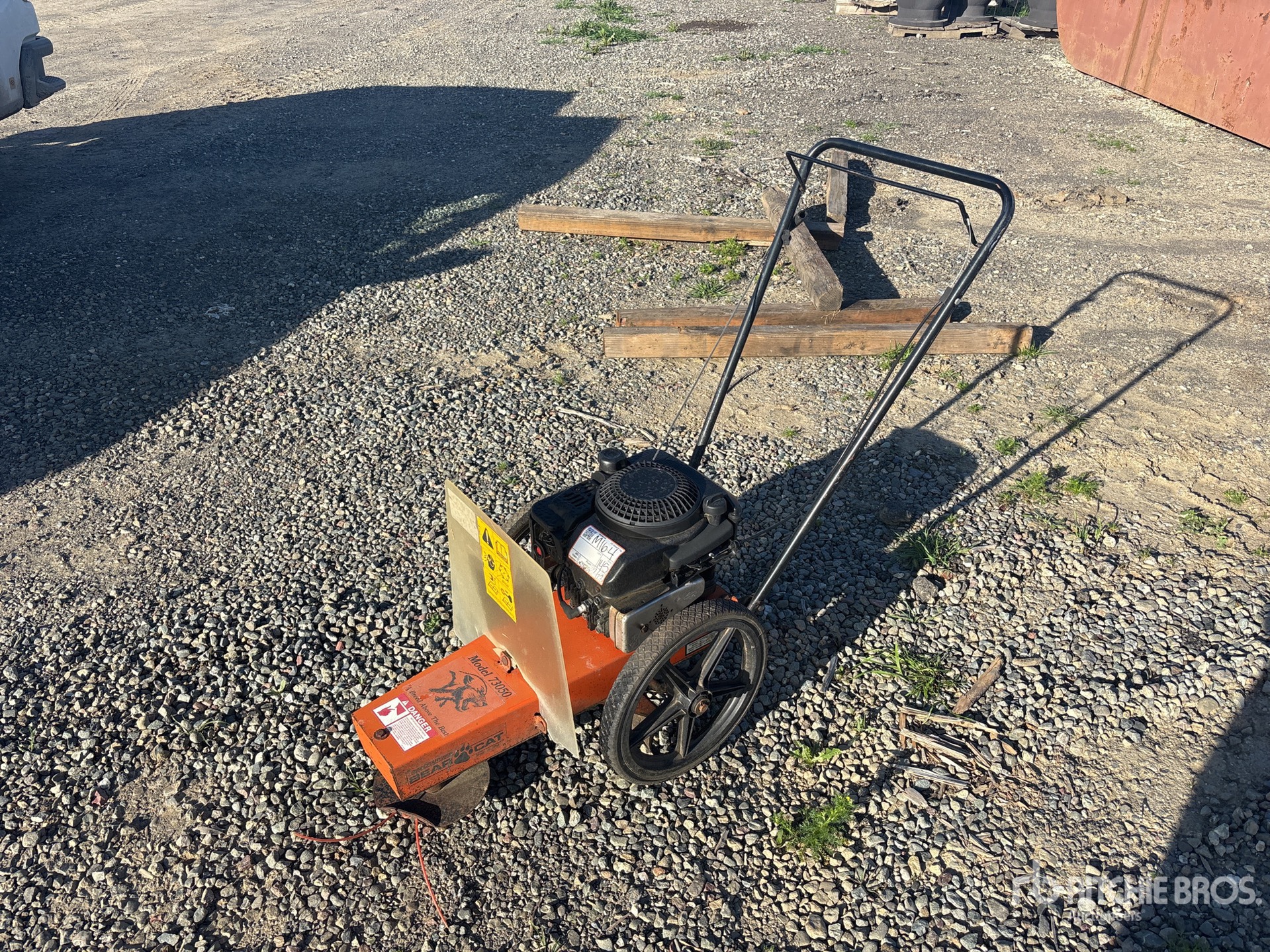 General Appearance with Image, coin avant gauche