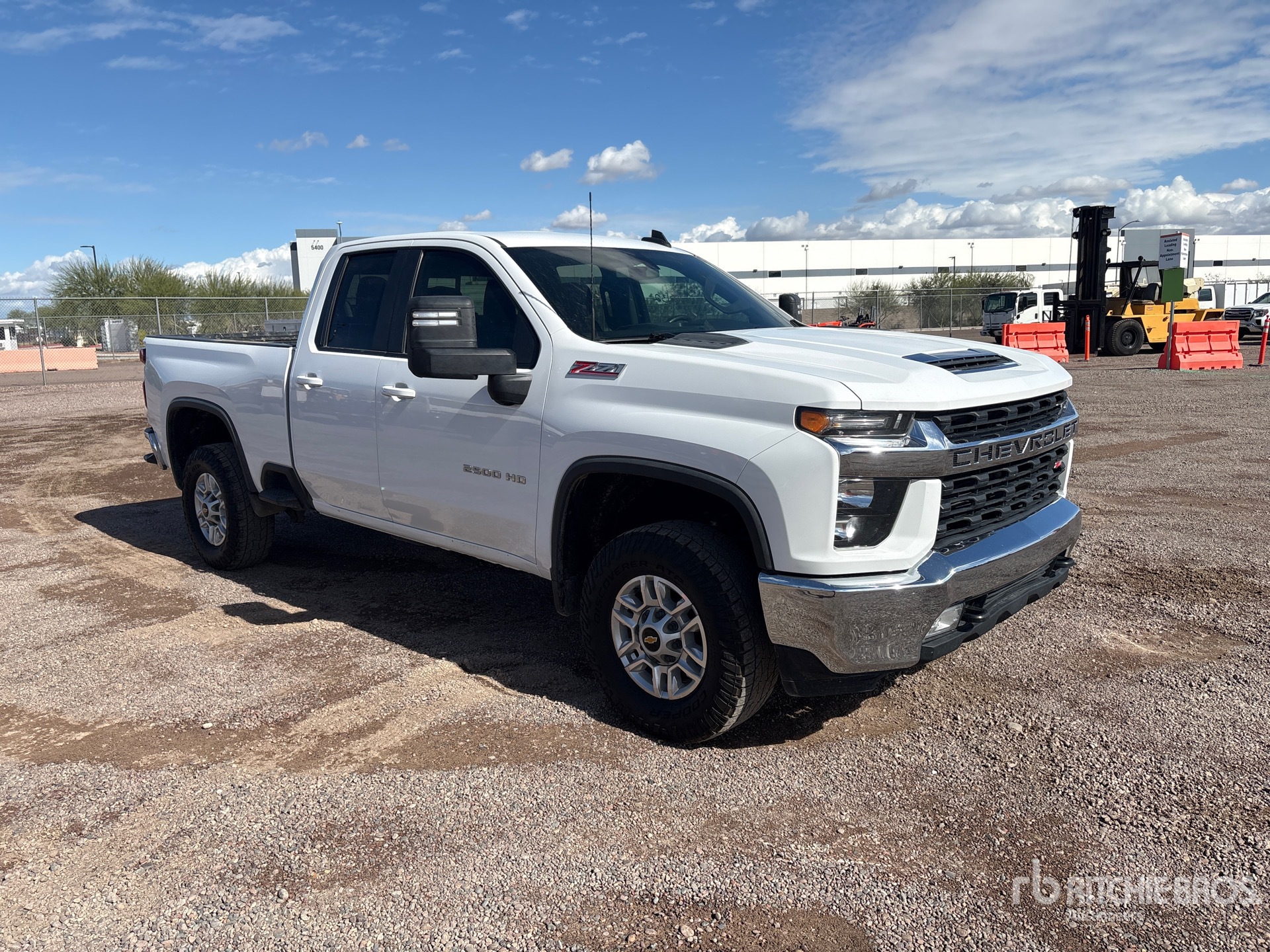 General Appearance with Picture, Right Front Corner