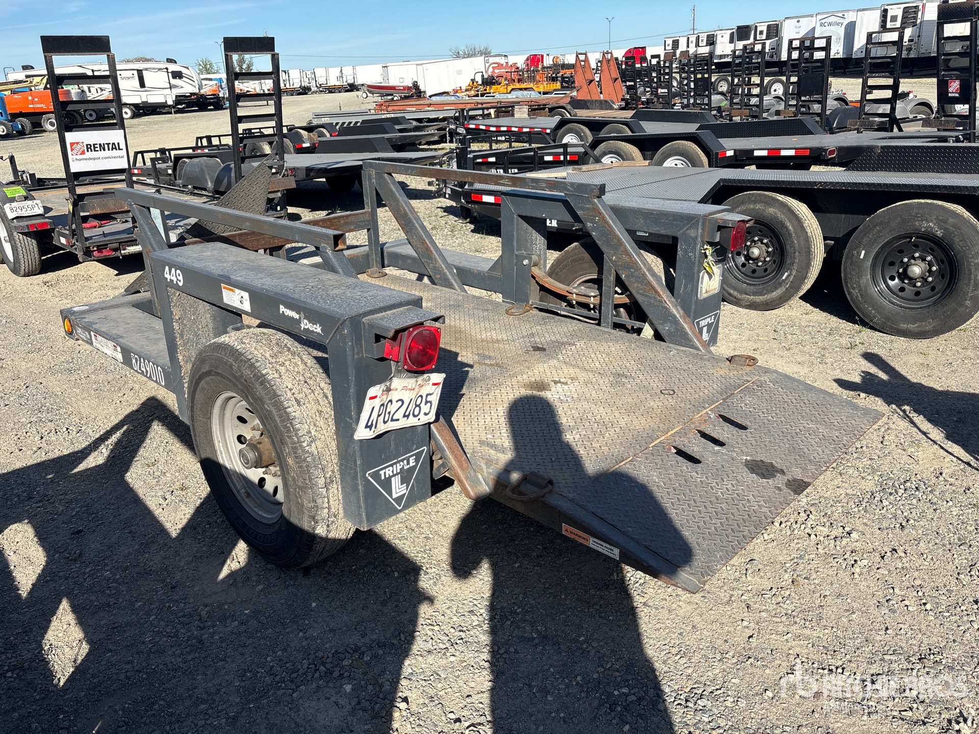 General Appearance with Foto, angolo posteriore sinistro