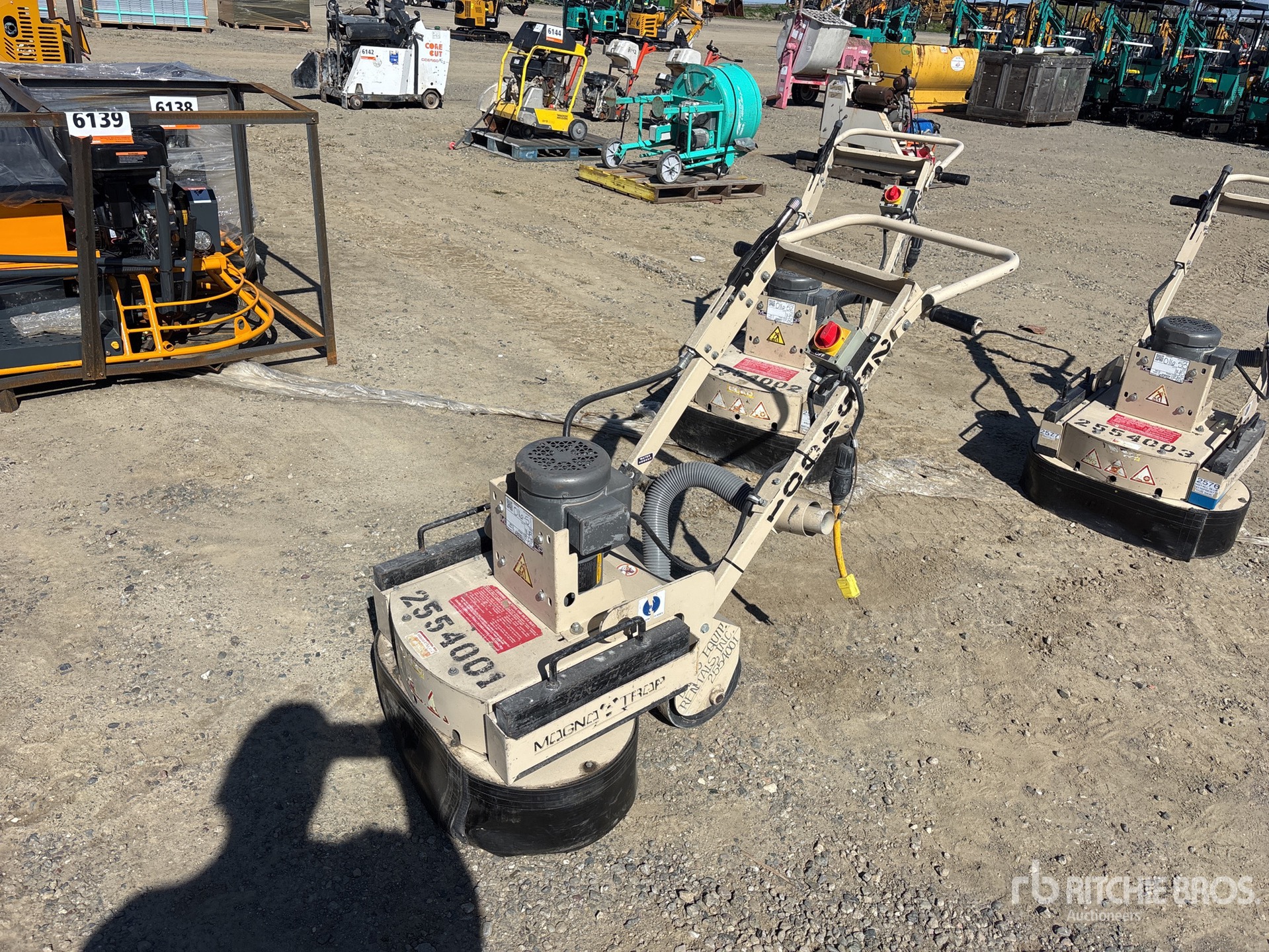 General Appearance with Featured Photo