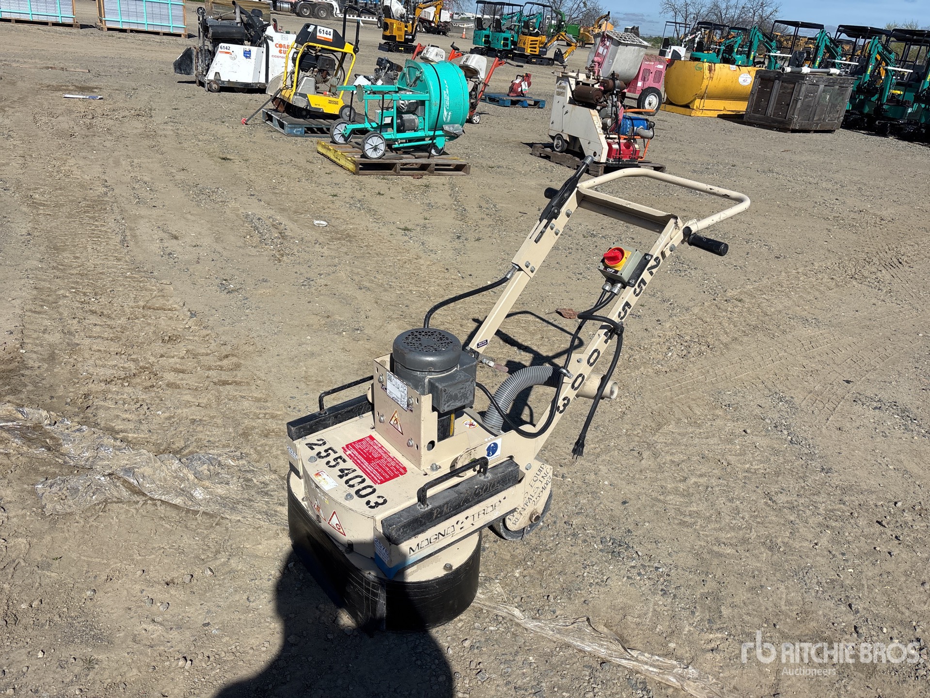 General Appearance with Featured Photo