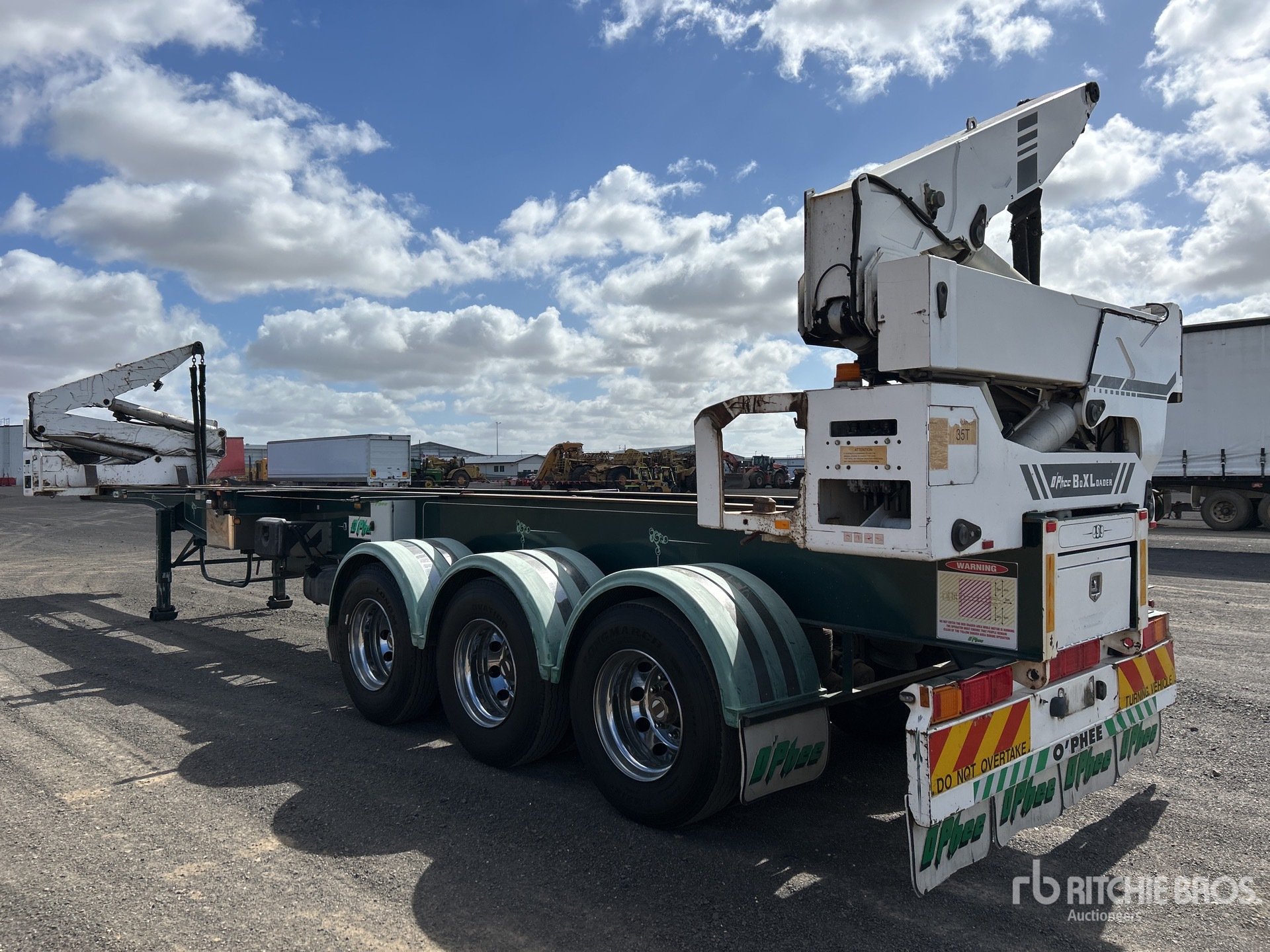 General Appearance with Picture, Right Rear Corner