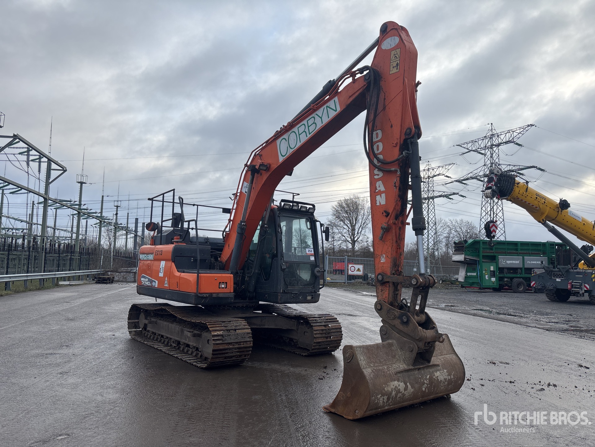 General Appearance with Image, coin avant droit