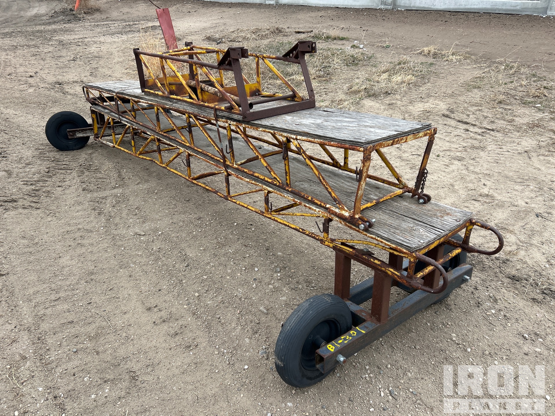 General Appearance with Featured Photo