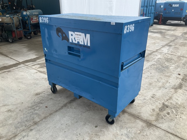 Knaack 89 Job Site Box