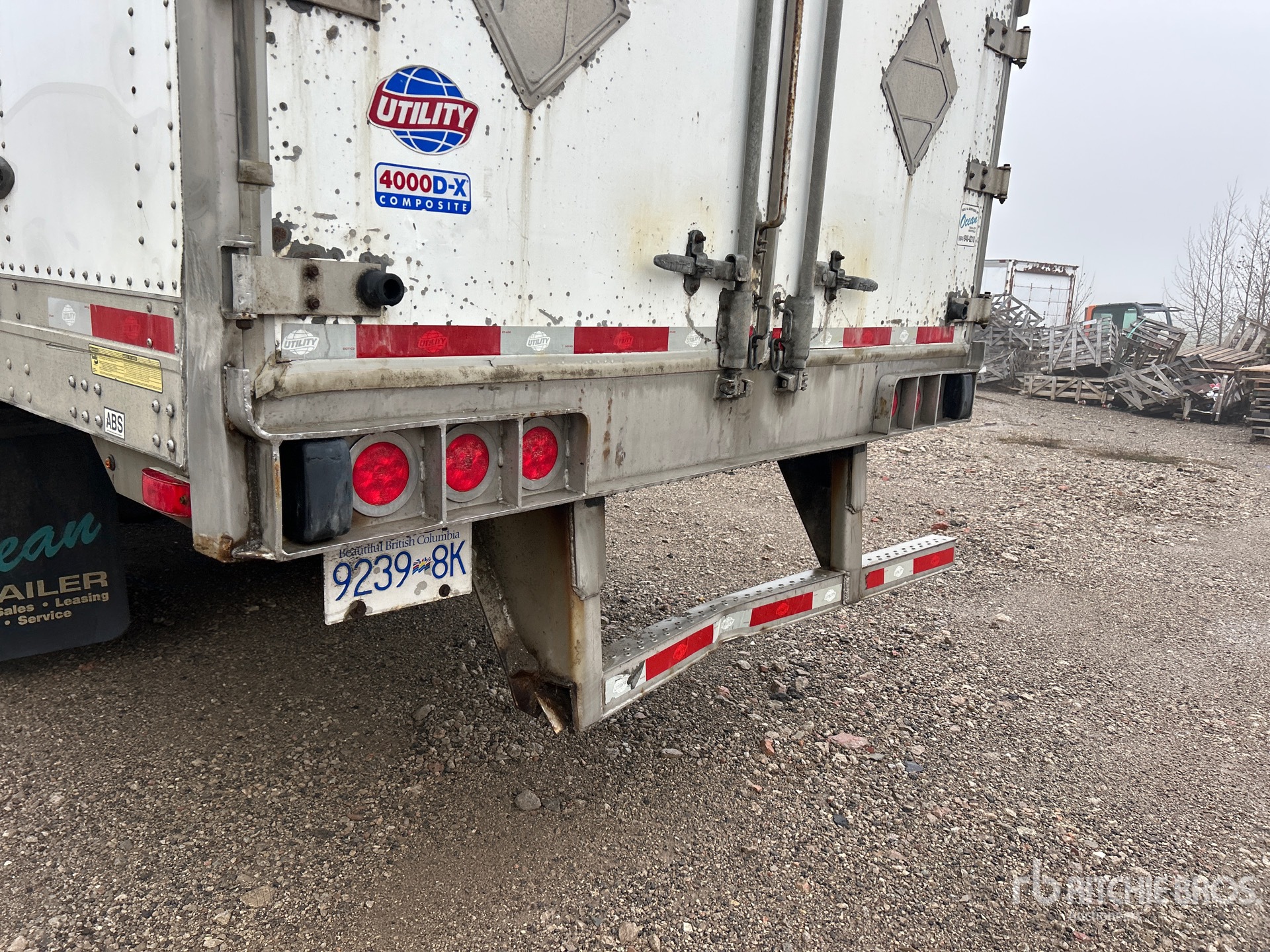 2019 Utility 53 ft x 102 in T/A