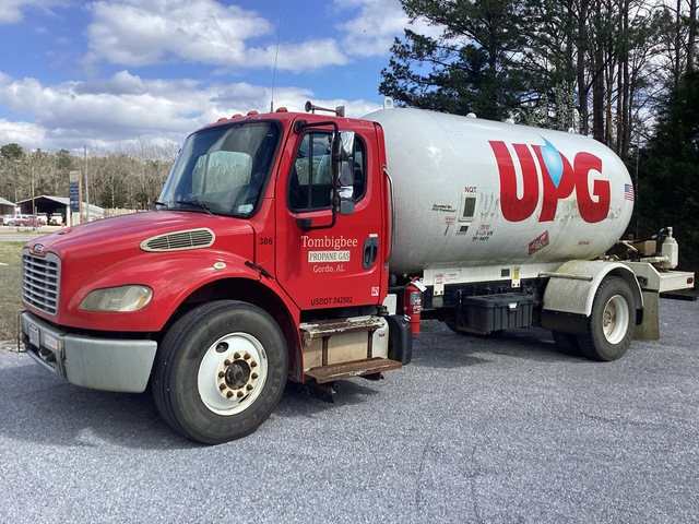 2014 Freightliner M2 106 4x2 Propane Delivery Truck