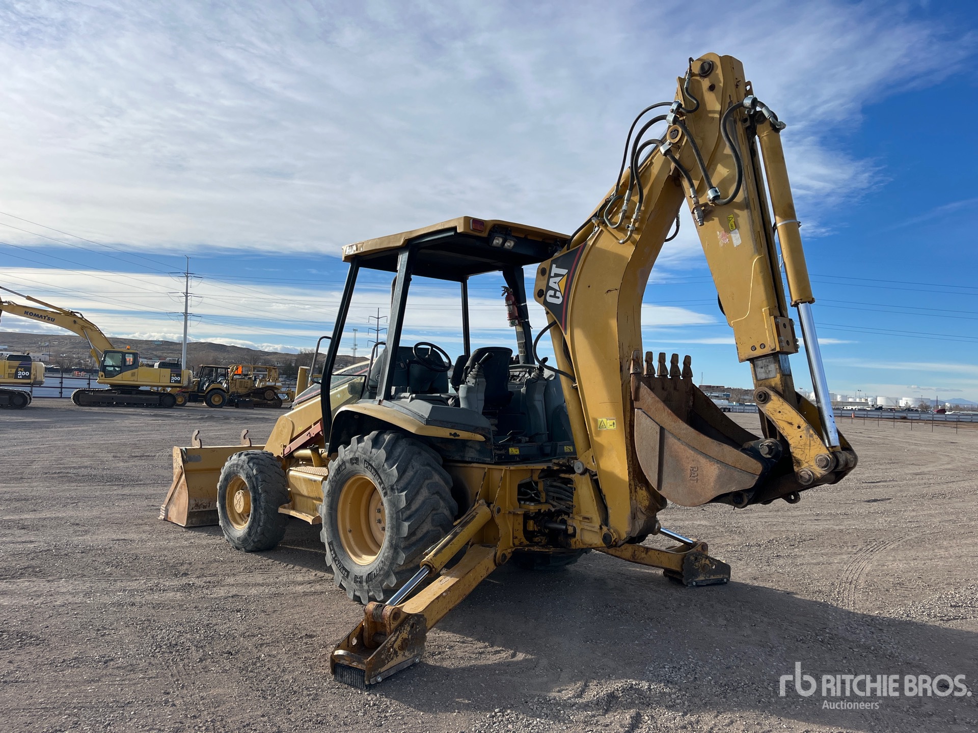 General Appearance with Foto, angolo posteriore sinistro