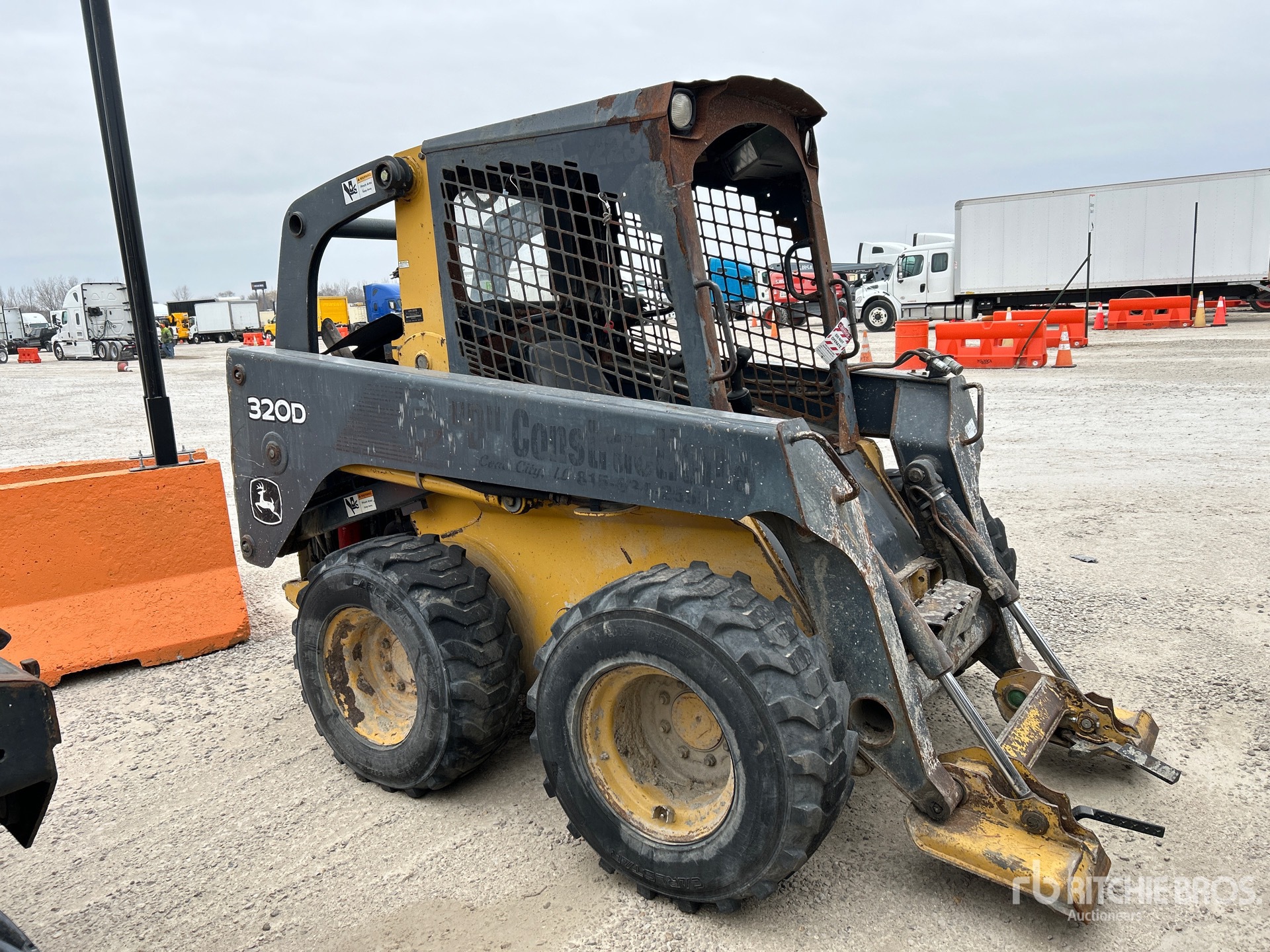 General Appearance with Picture, Right Front Corner