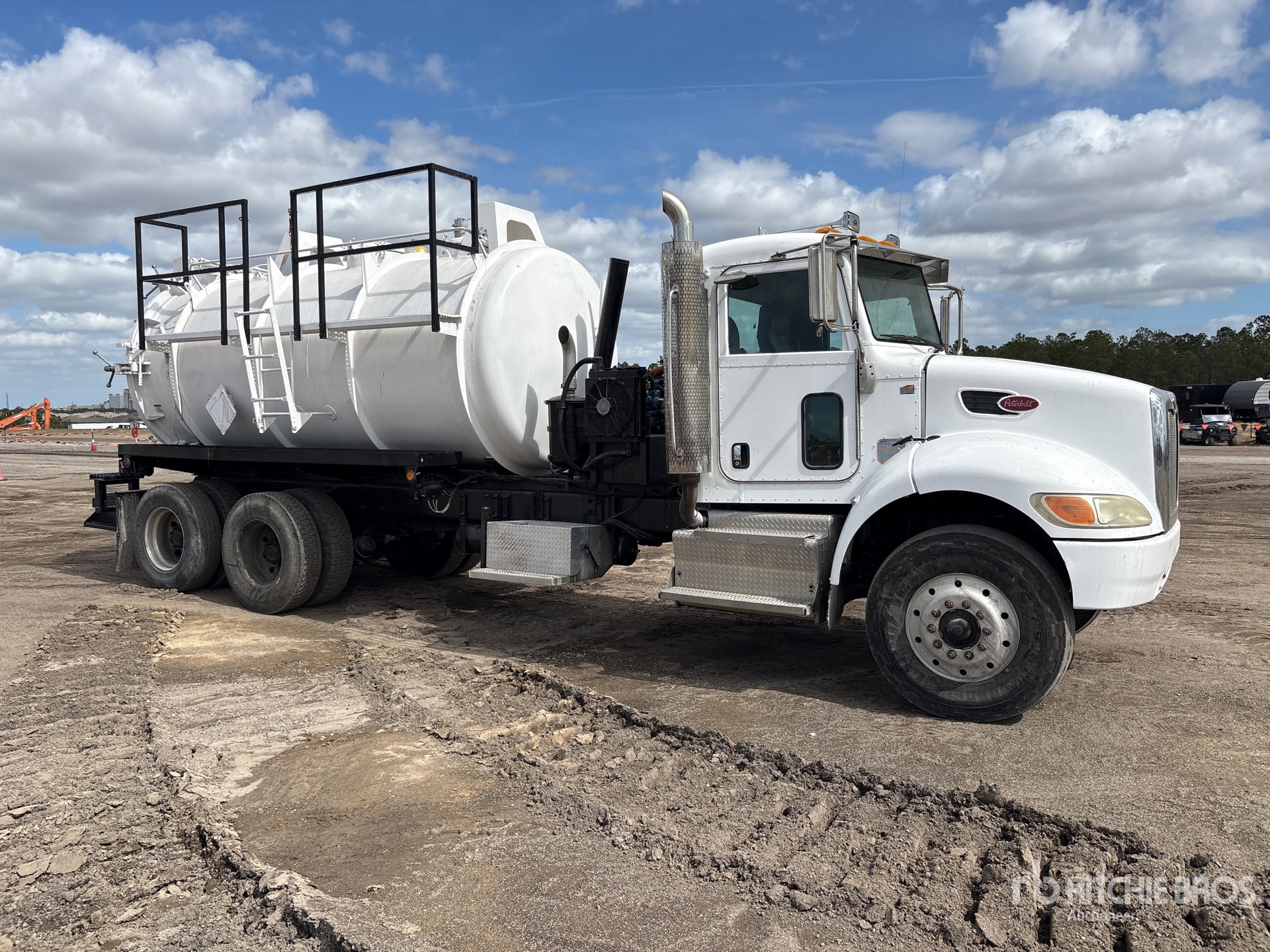 General Appearance with Zdjęcie, prawy górny róg