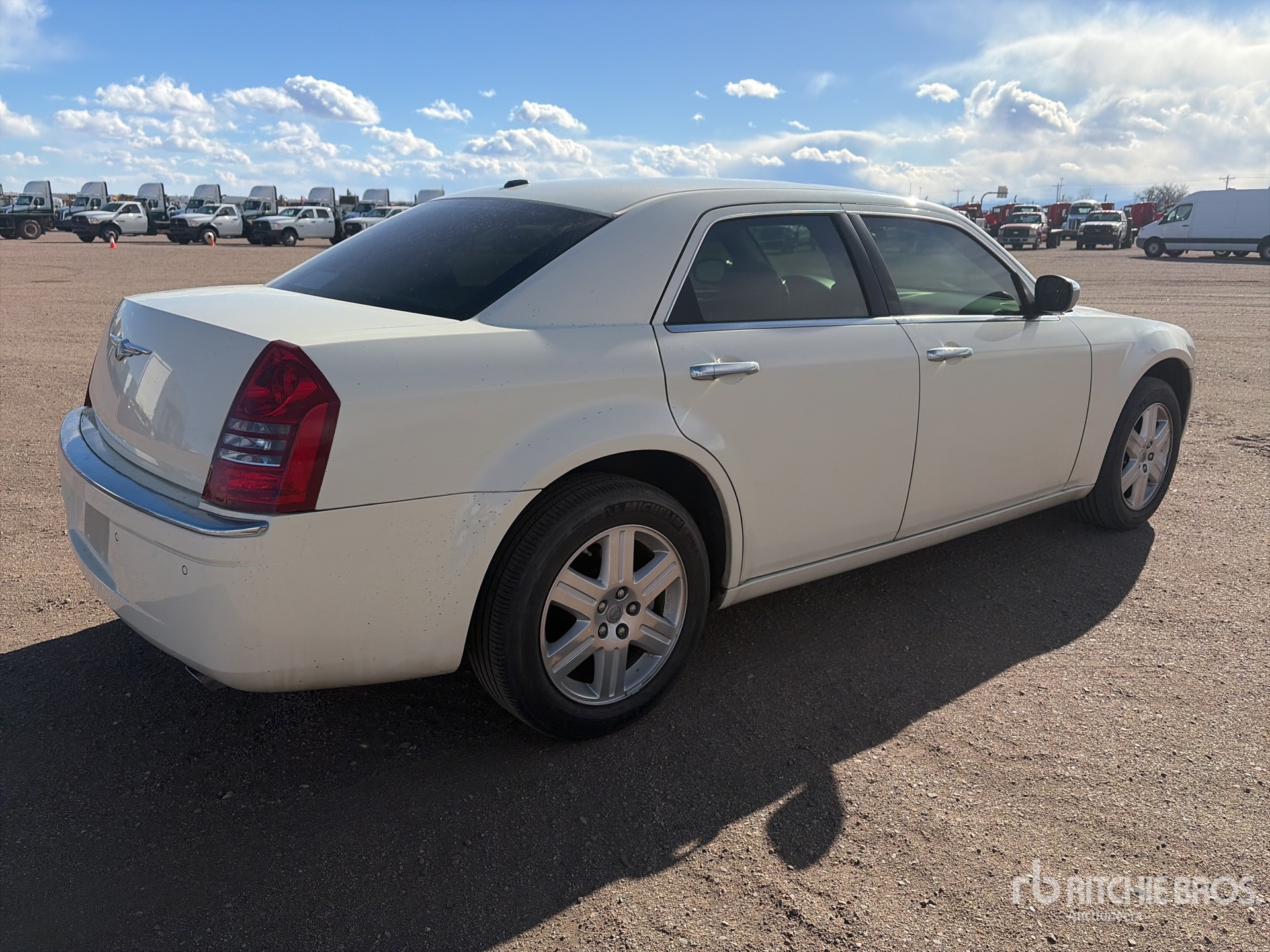 General Appearance with Imagen: esquina trasera derecha