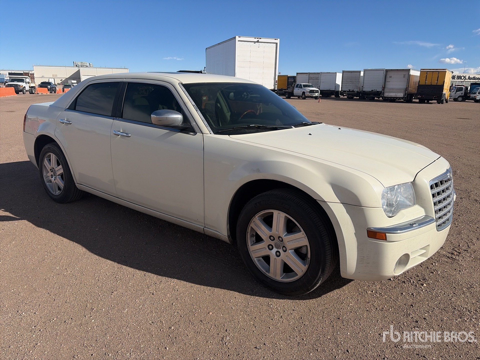 General Appearance with Imagen: esquina delantera derecha