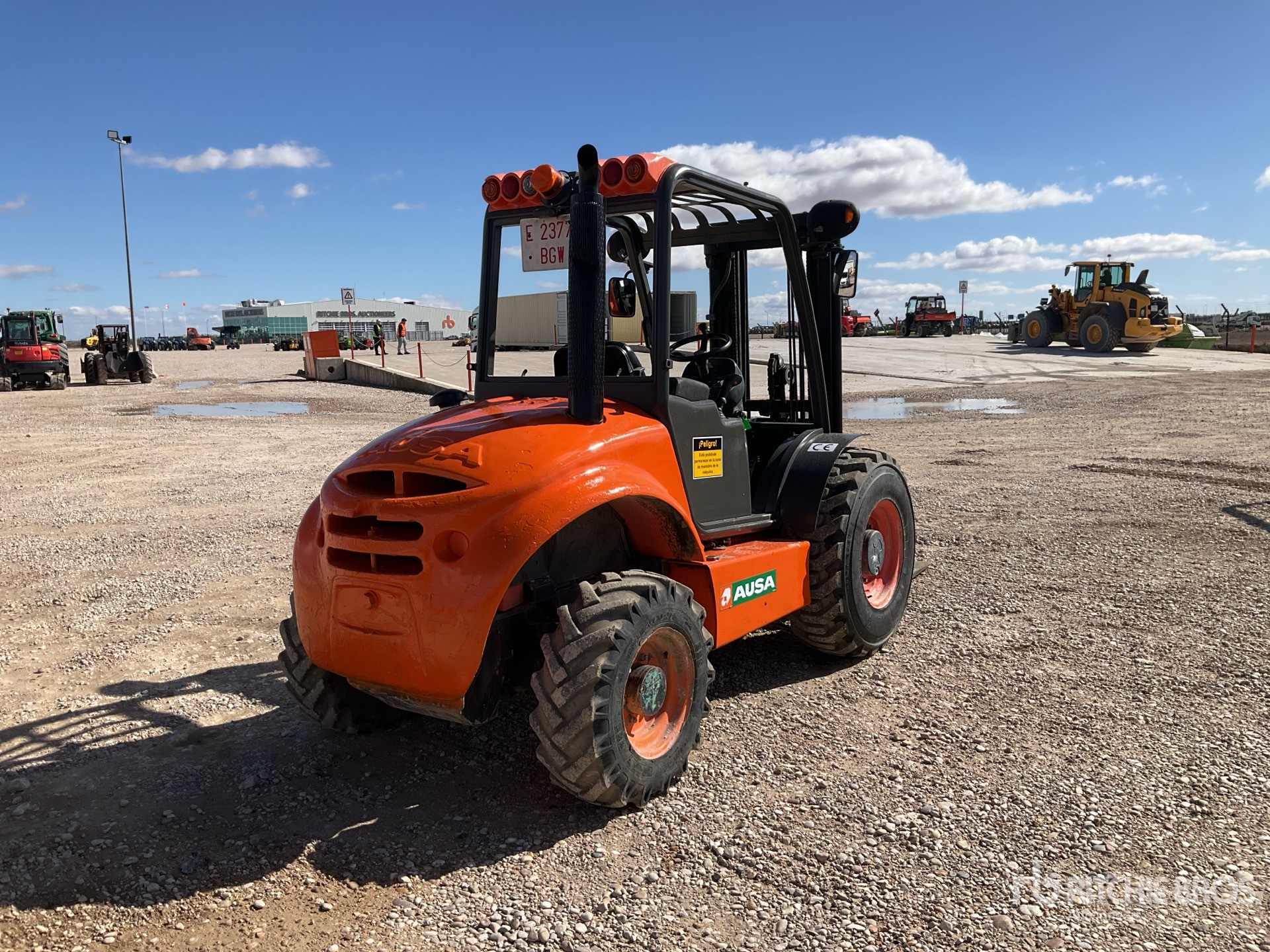 General Appearance with Imagen: esquina trasera derecha