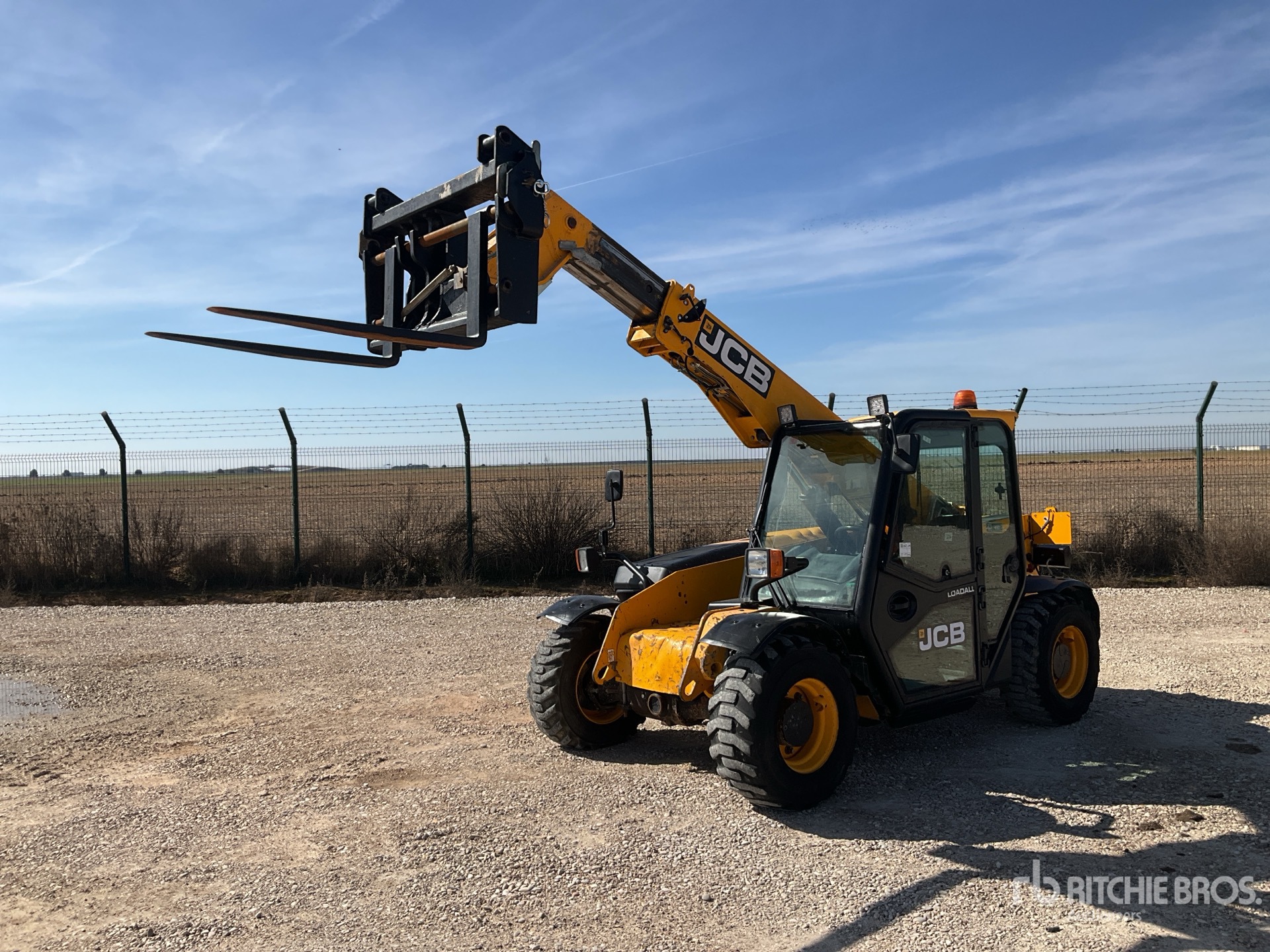 General Appearance with Bild, Ecke vorne links