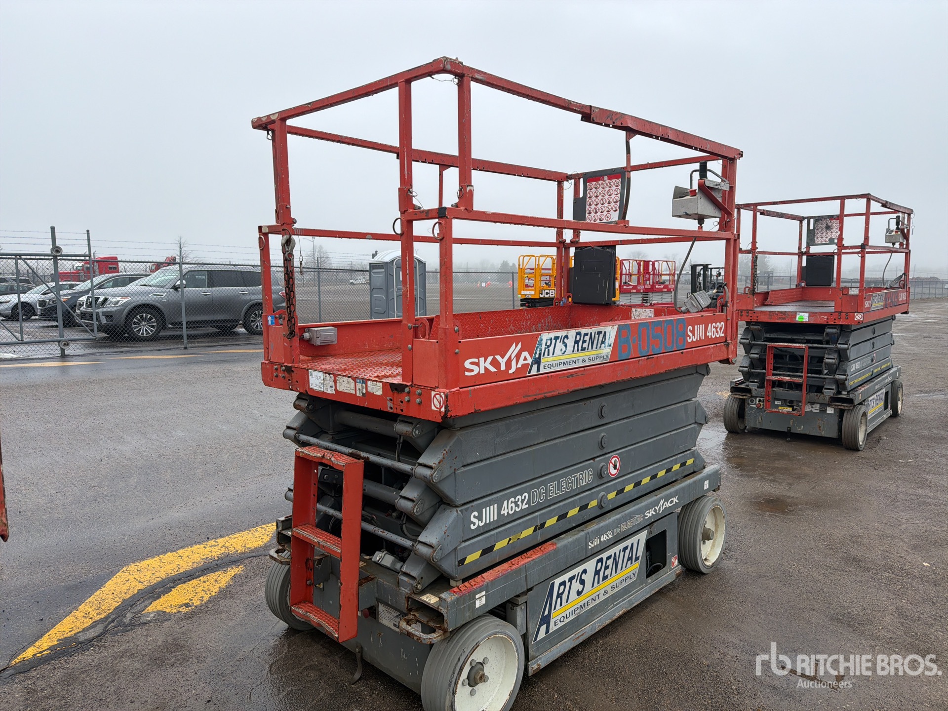 General Appearance with Bild, Ecke hinten rechts