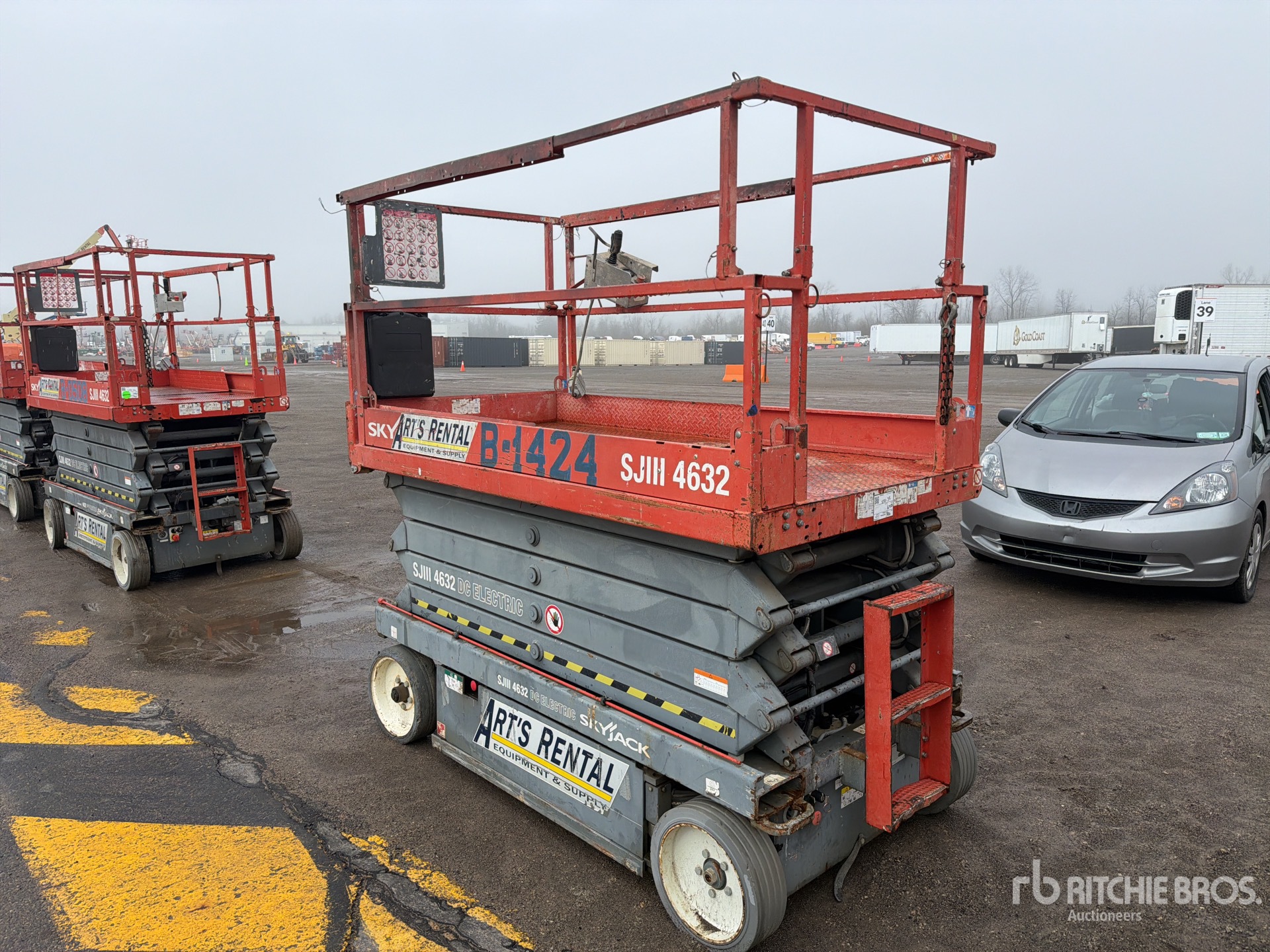 General Appearance with Bild, Ecke hinten links