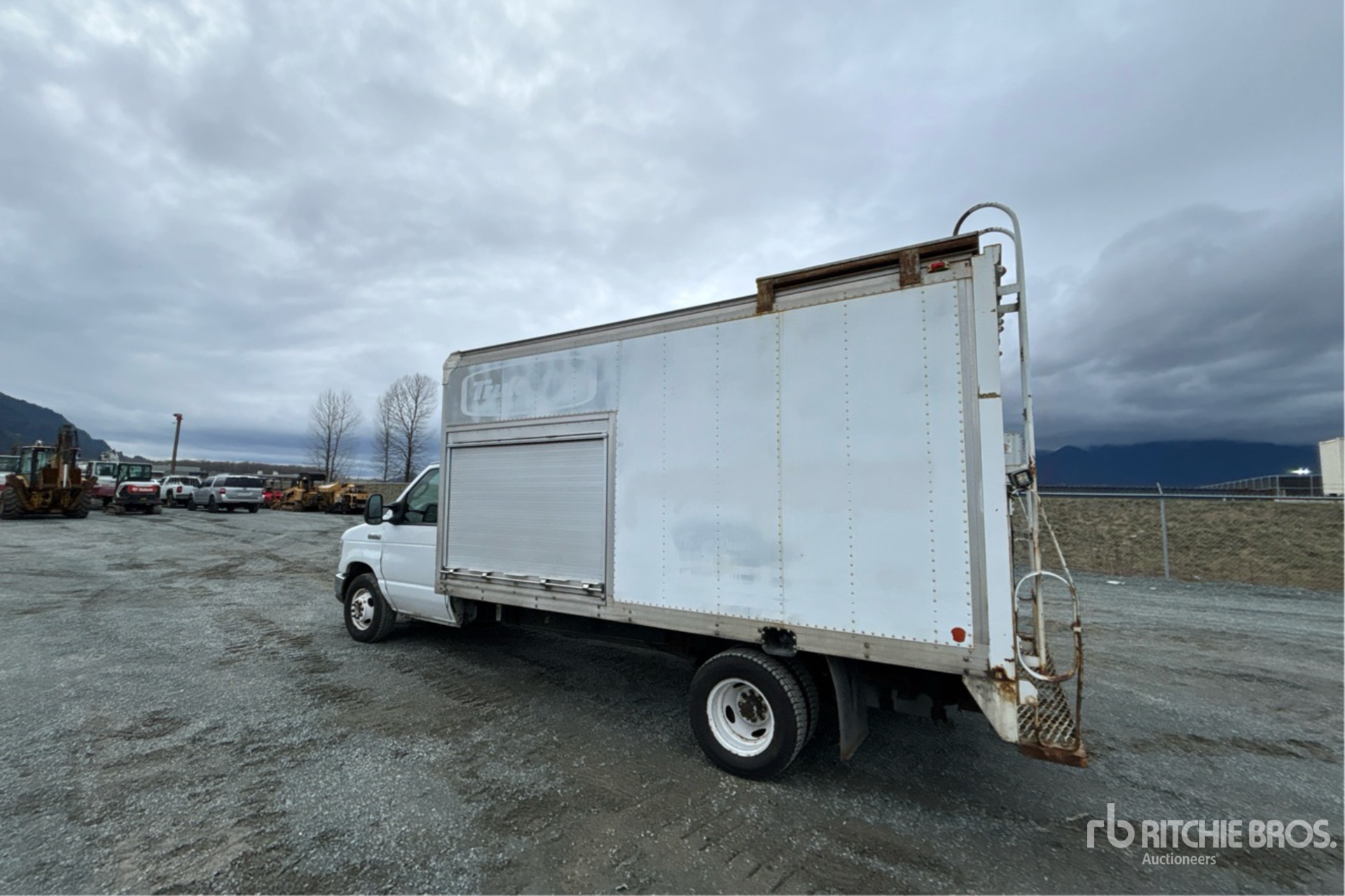 General Appearance with Imagen: esquina trasera izquierda