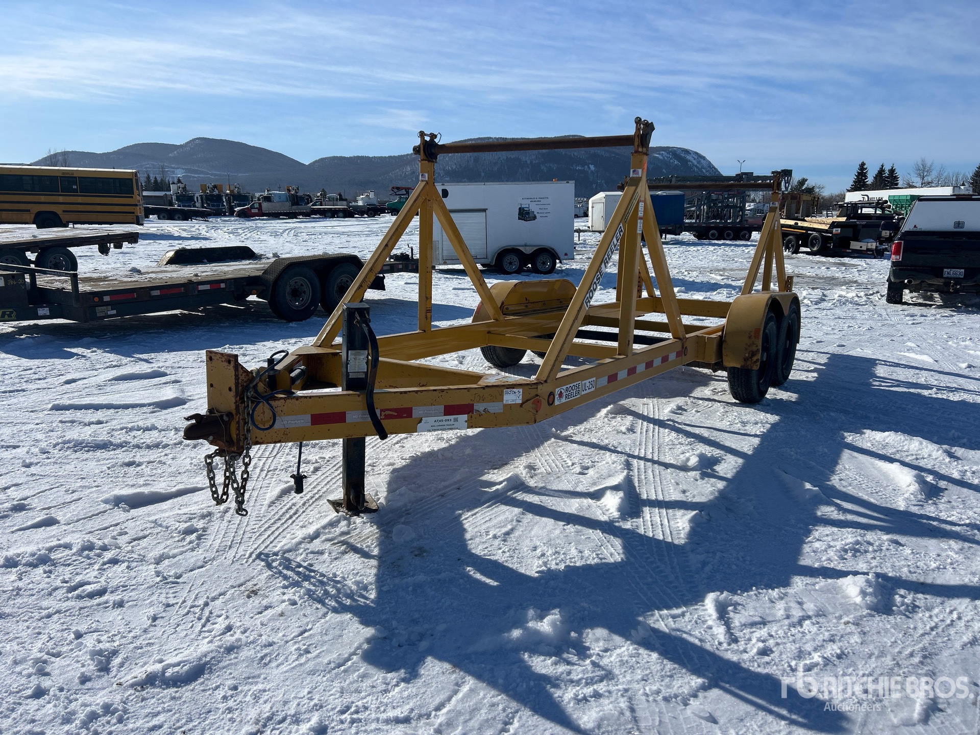 General Appearance with Bild, Ecke vorne links