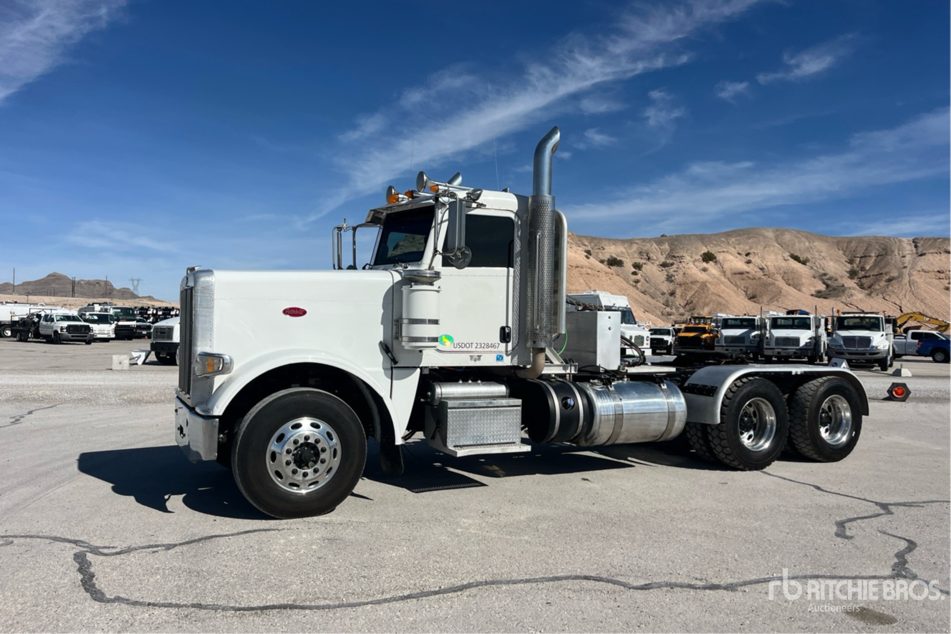 General Appearance with Picture, Left Front Corner