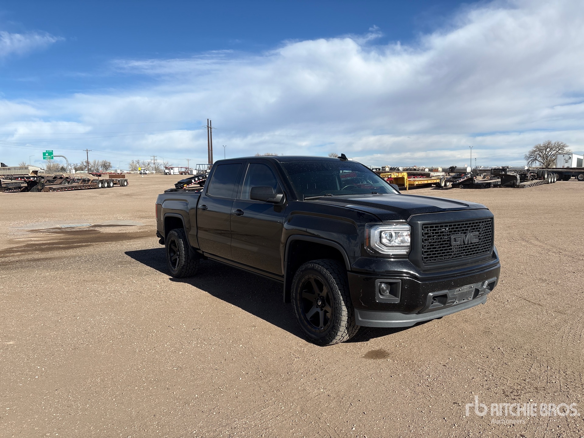 General Appearance with Bild, Ecke vorne rechts