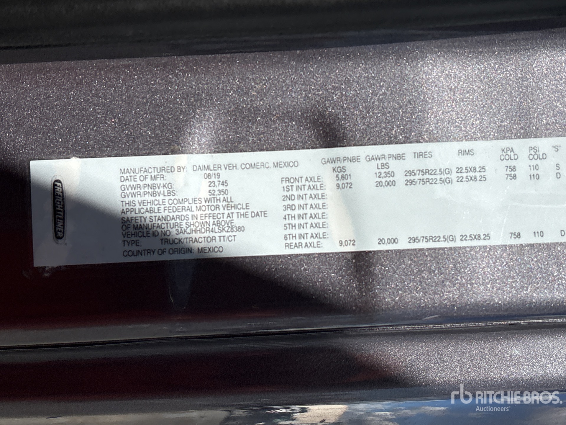 General Appearance with Serial Number / VIN