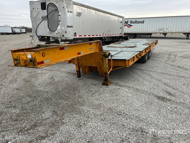 1981 Rogers Tilt Deck Trailer
