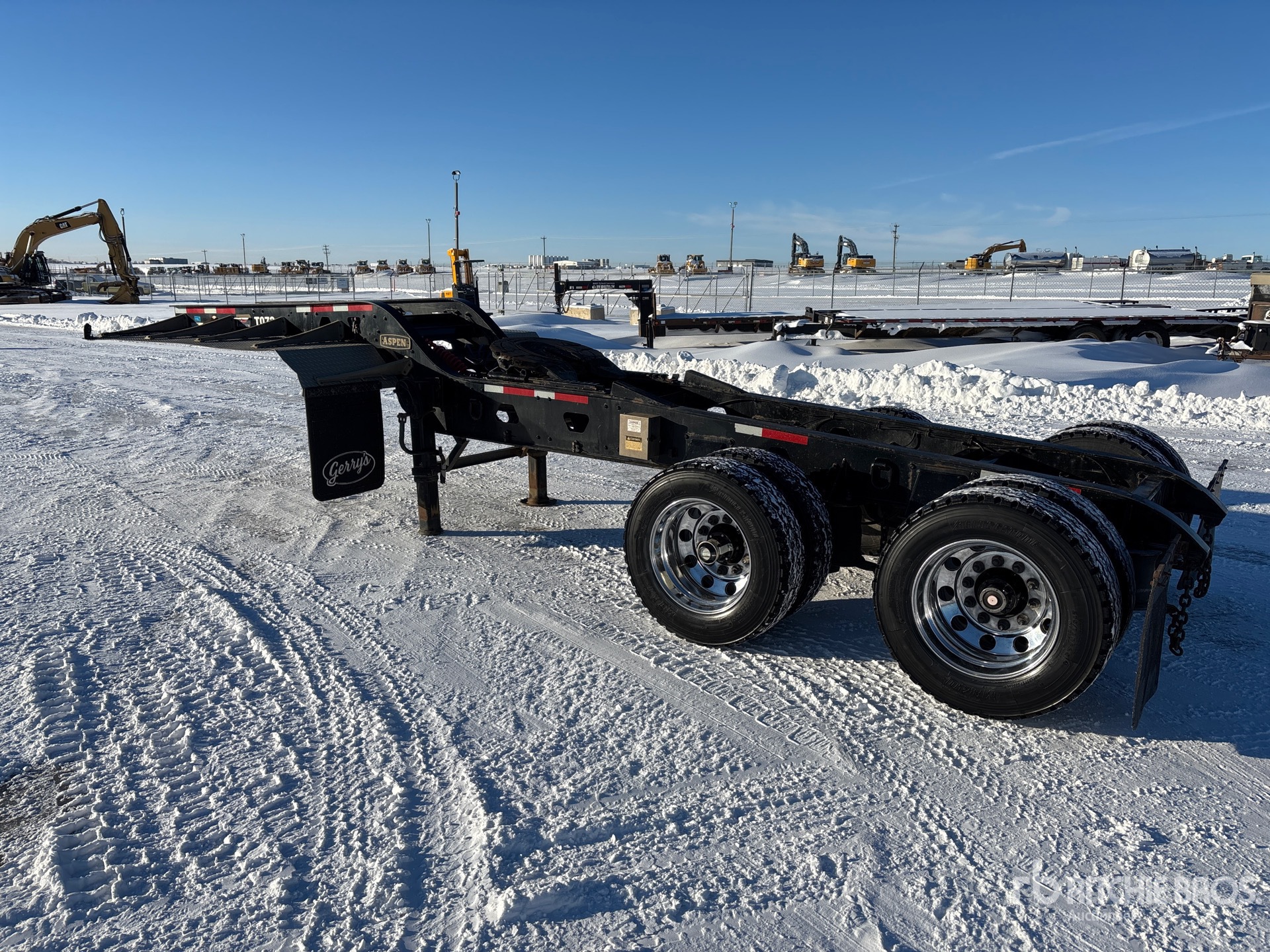 General Appearance with Foto, angolo posteriore sinistro