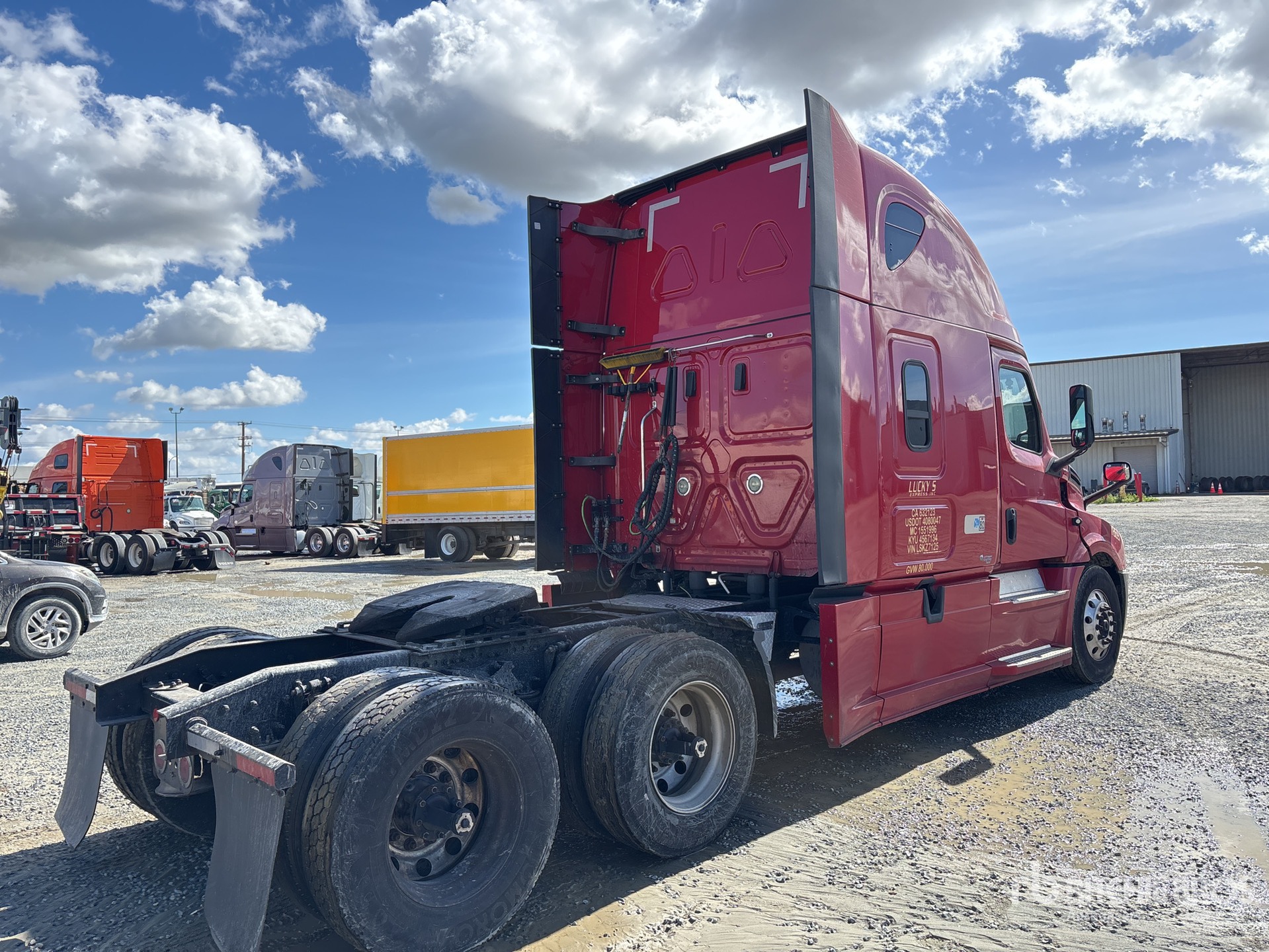 General Appearance with Picture, Right Rear Corner