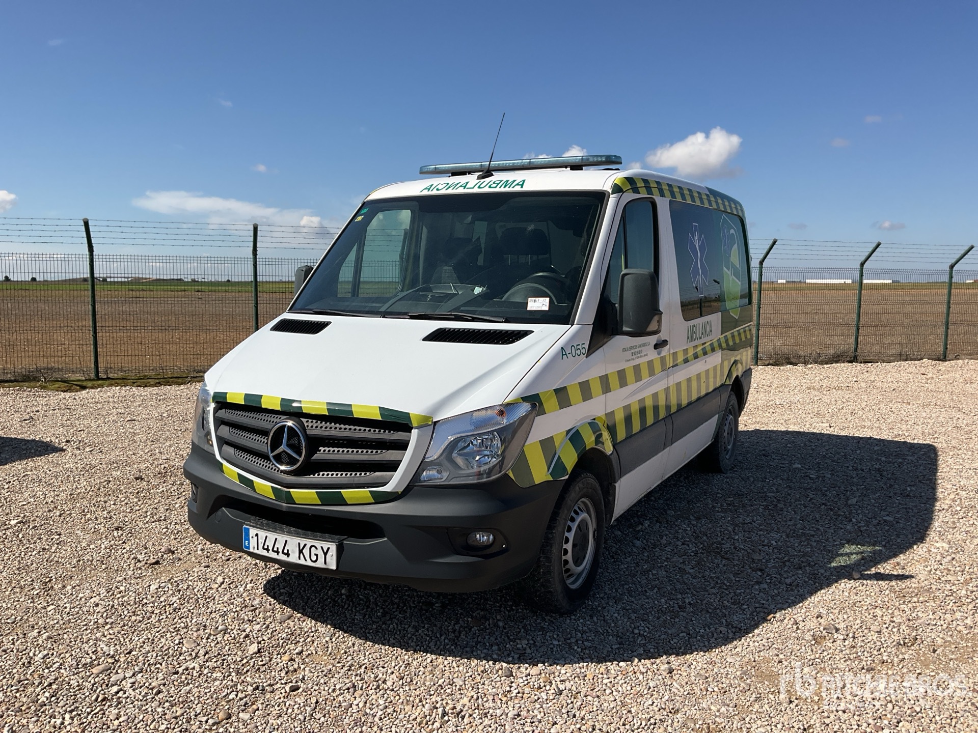 General Appearance with Operation Video