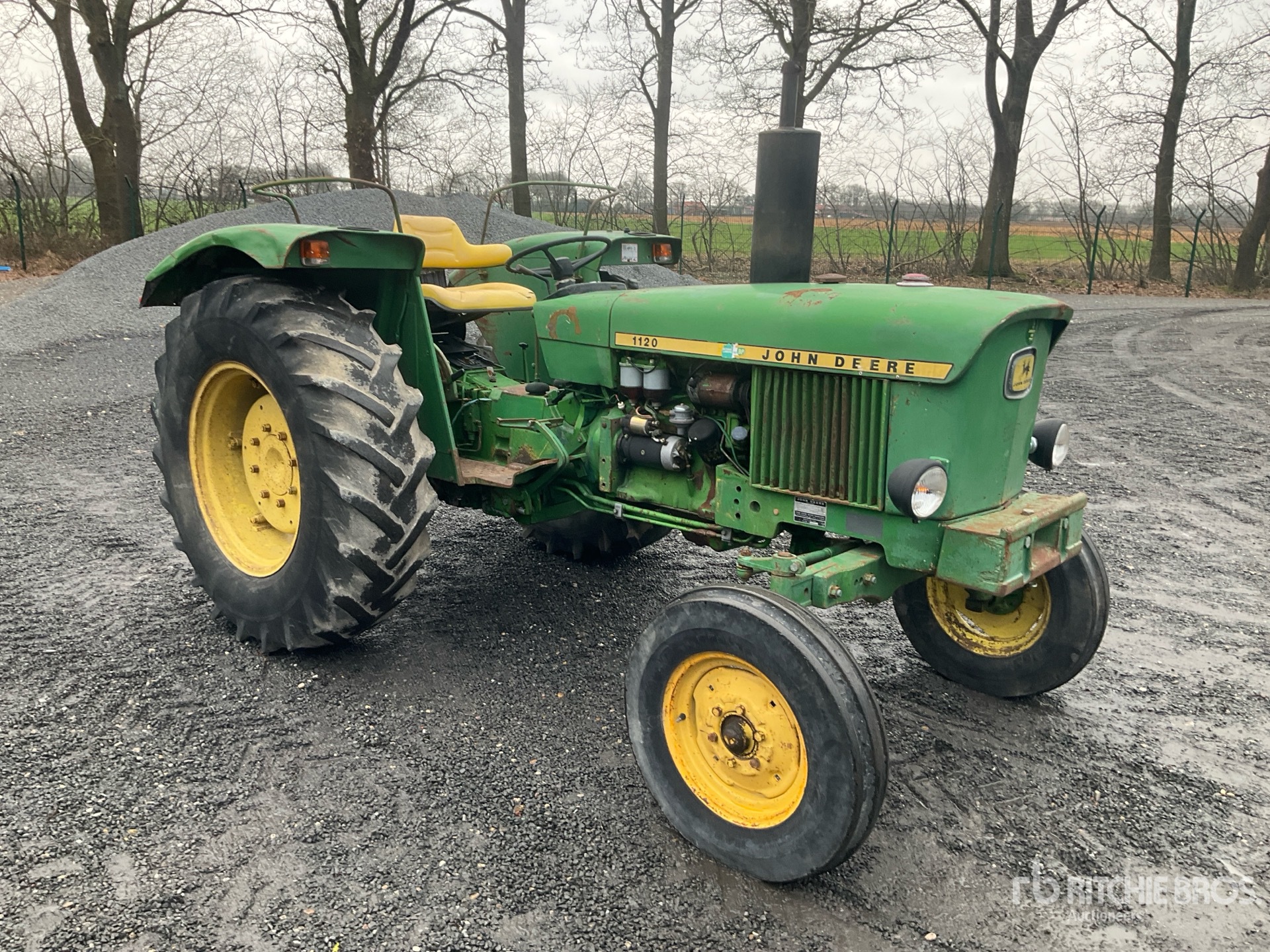 General Appearance with Picture, Right Front Corner