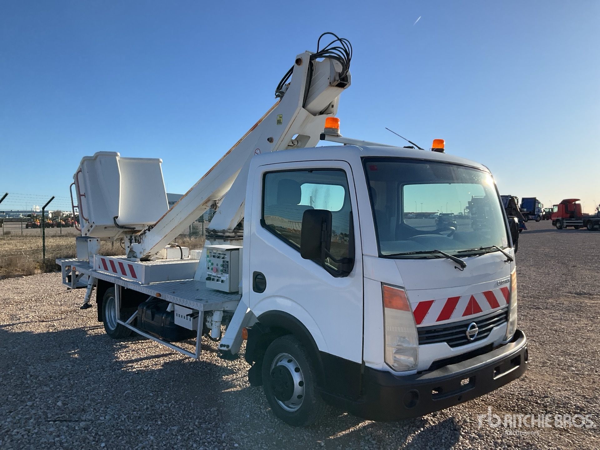 General Appearance with Imagen: esquina delantera derecha