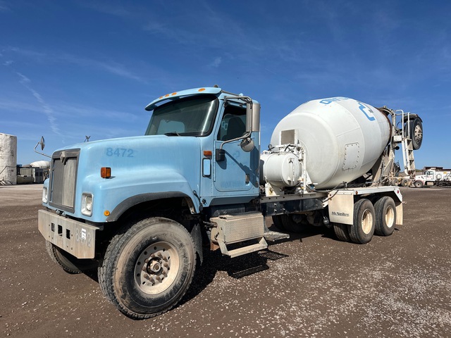 2005 International 5500i 8x4 Mixer Truck