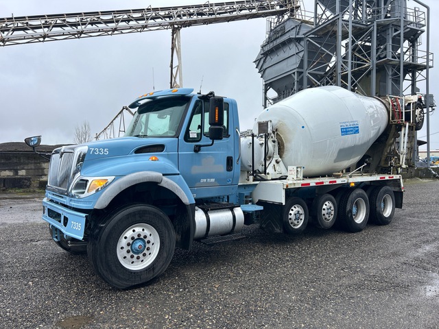 2007 International 7700 12x4 Mixer Truck