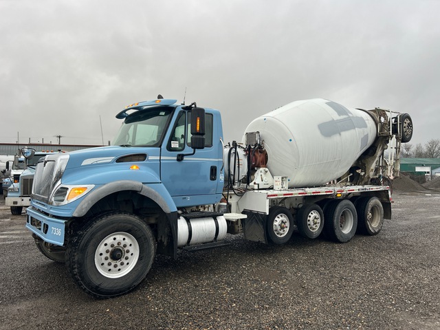 2007 International 7700 12x4 Mixer Truck