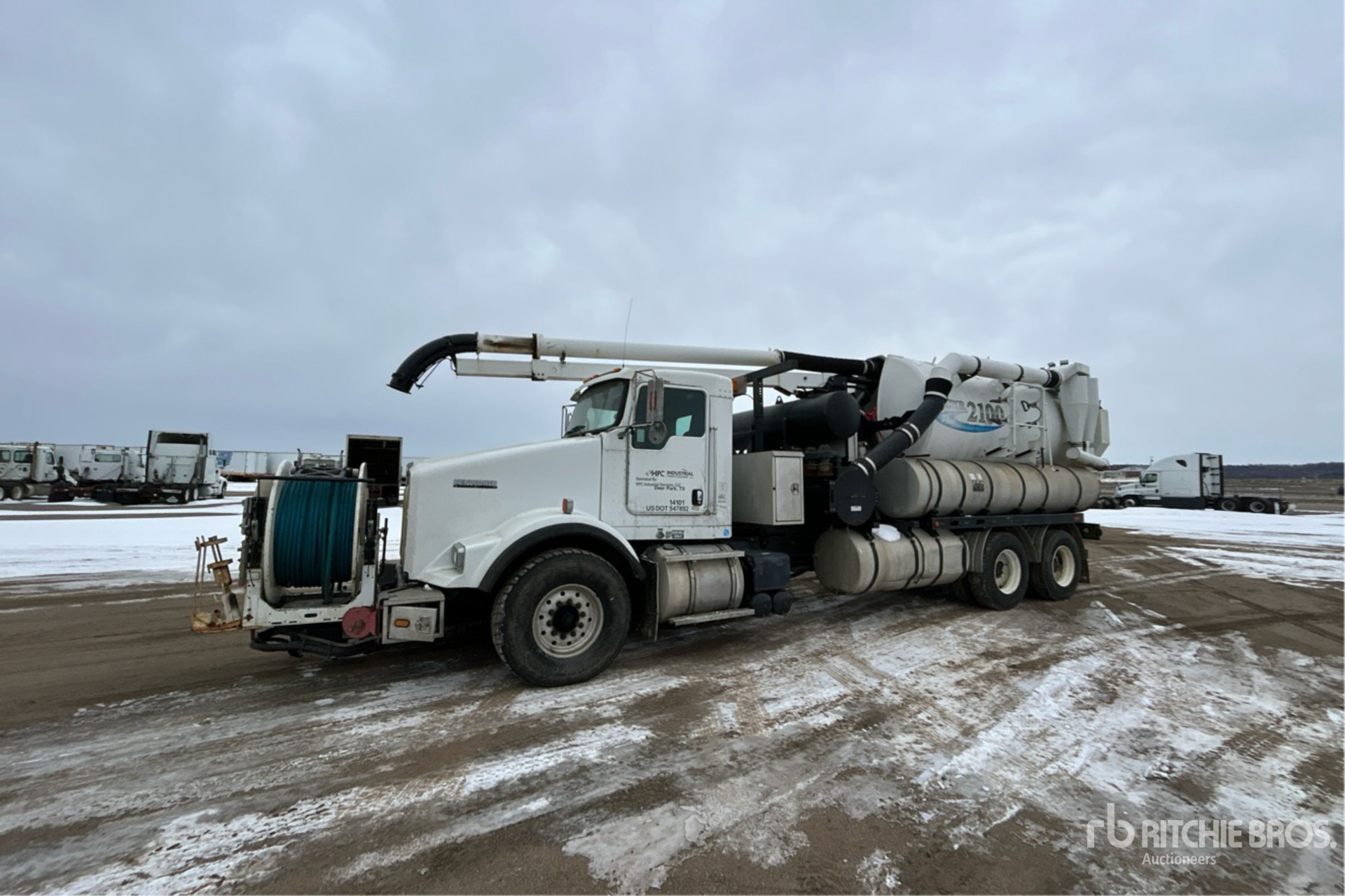 General Appearance with Picture, Left Front Corner