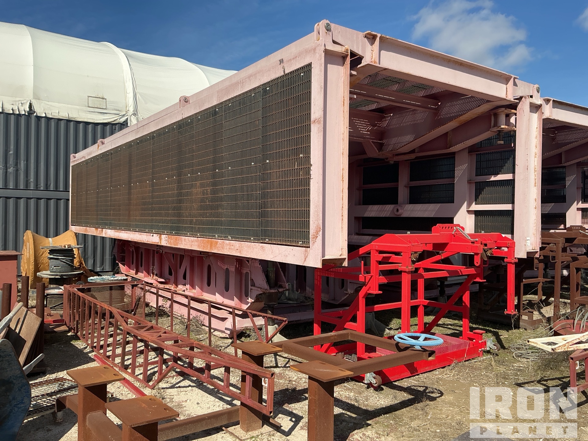 General Appearance with Image, coin avant gauche