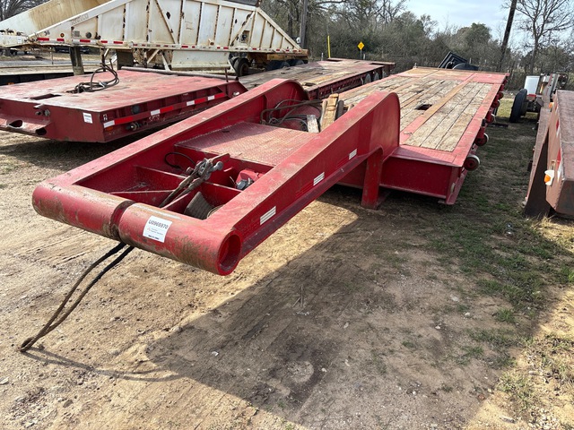 33 ft T/A Flatbed Oilfield Trailer