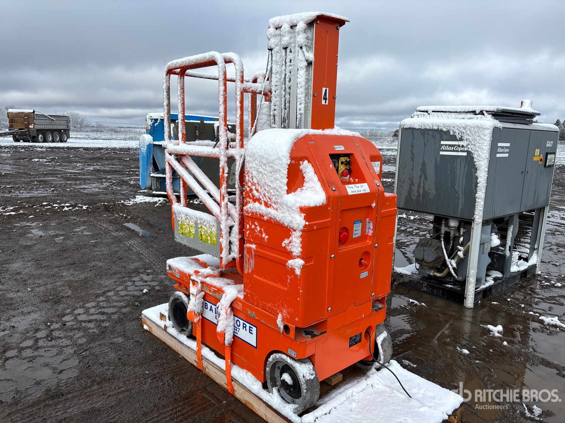 General Appearance with Picture, Left Rear Corner