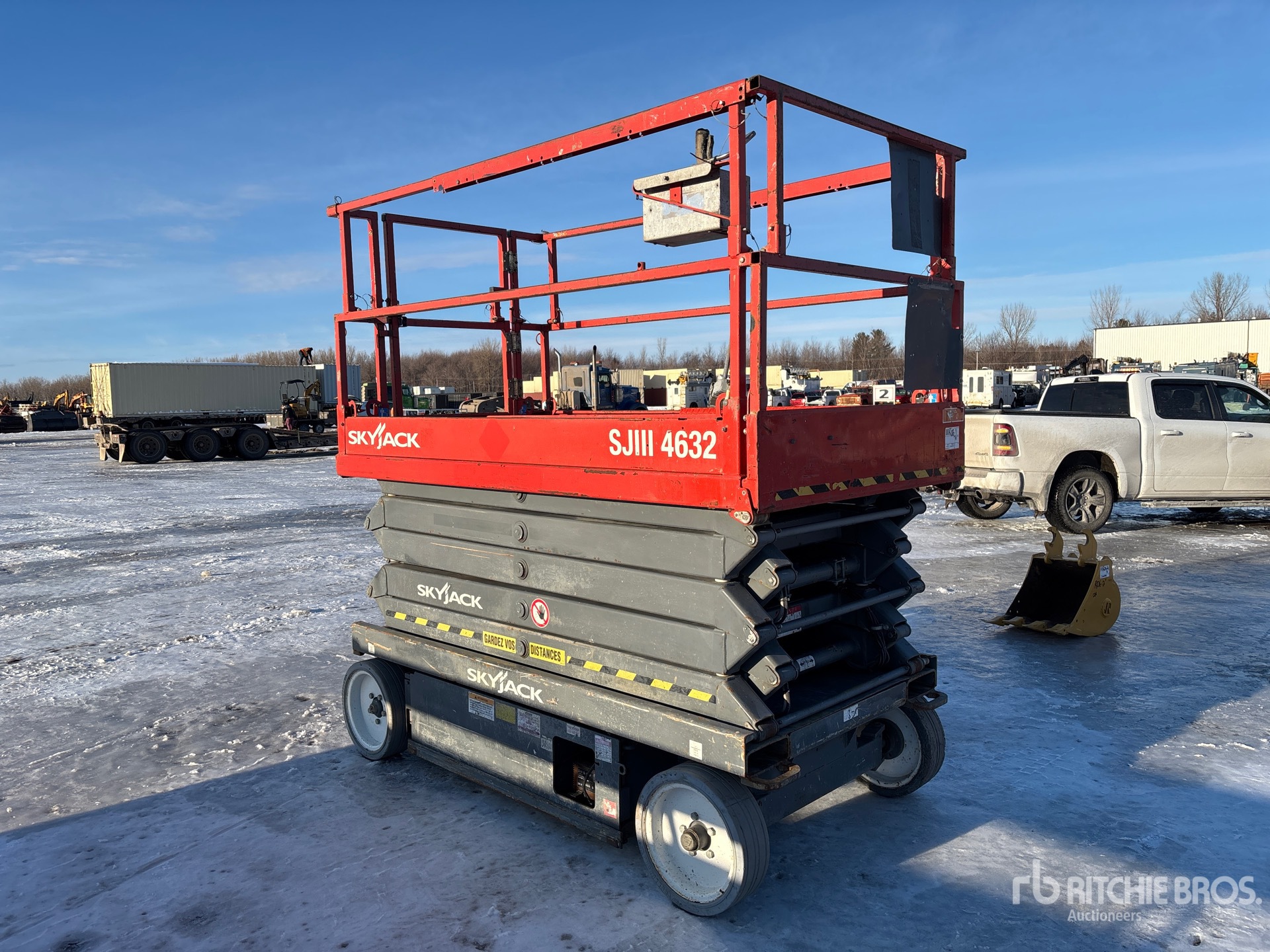 General Appearance with Picture, Right Front Corner